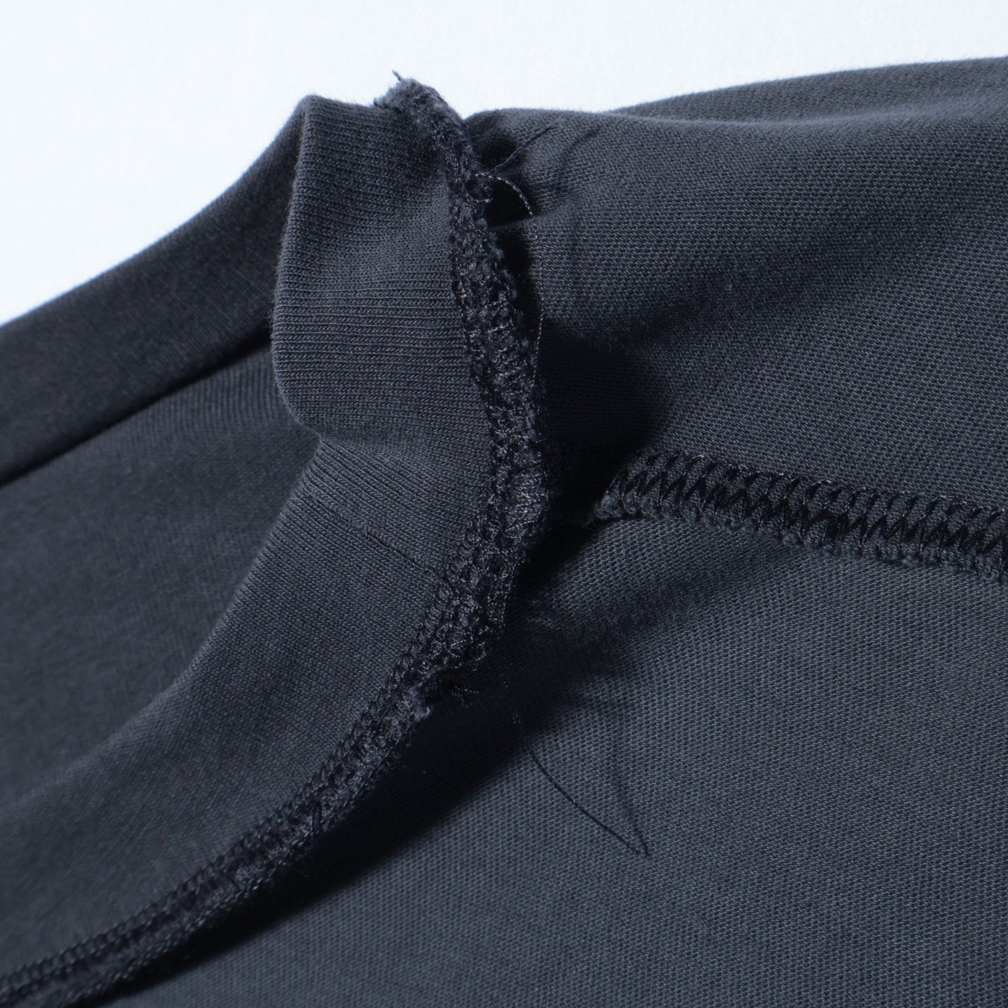 【WEB限定】ショルダータックカットソー