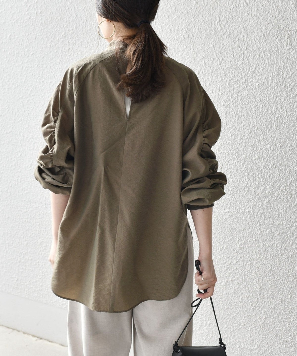 Wai+:ギャザースリーブリブプルオーバー