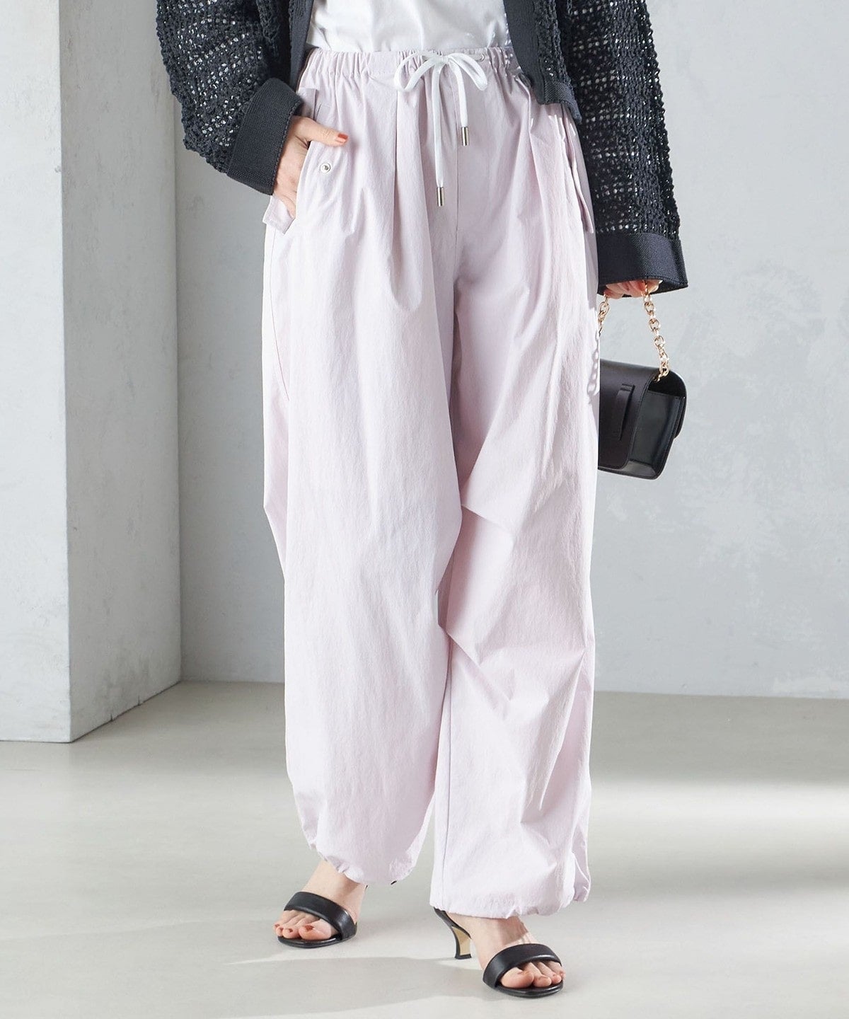 〈手洗い可能〉裾ドロスト ナイロン カーゴ パンツ