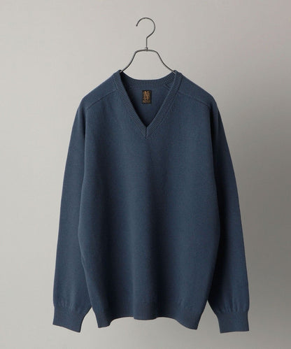 BATONER: FLEECE WOOL V-NECK KNIT