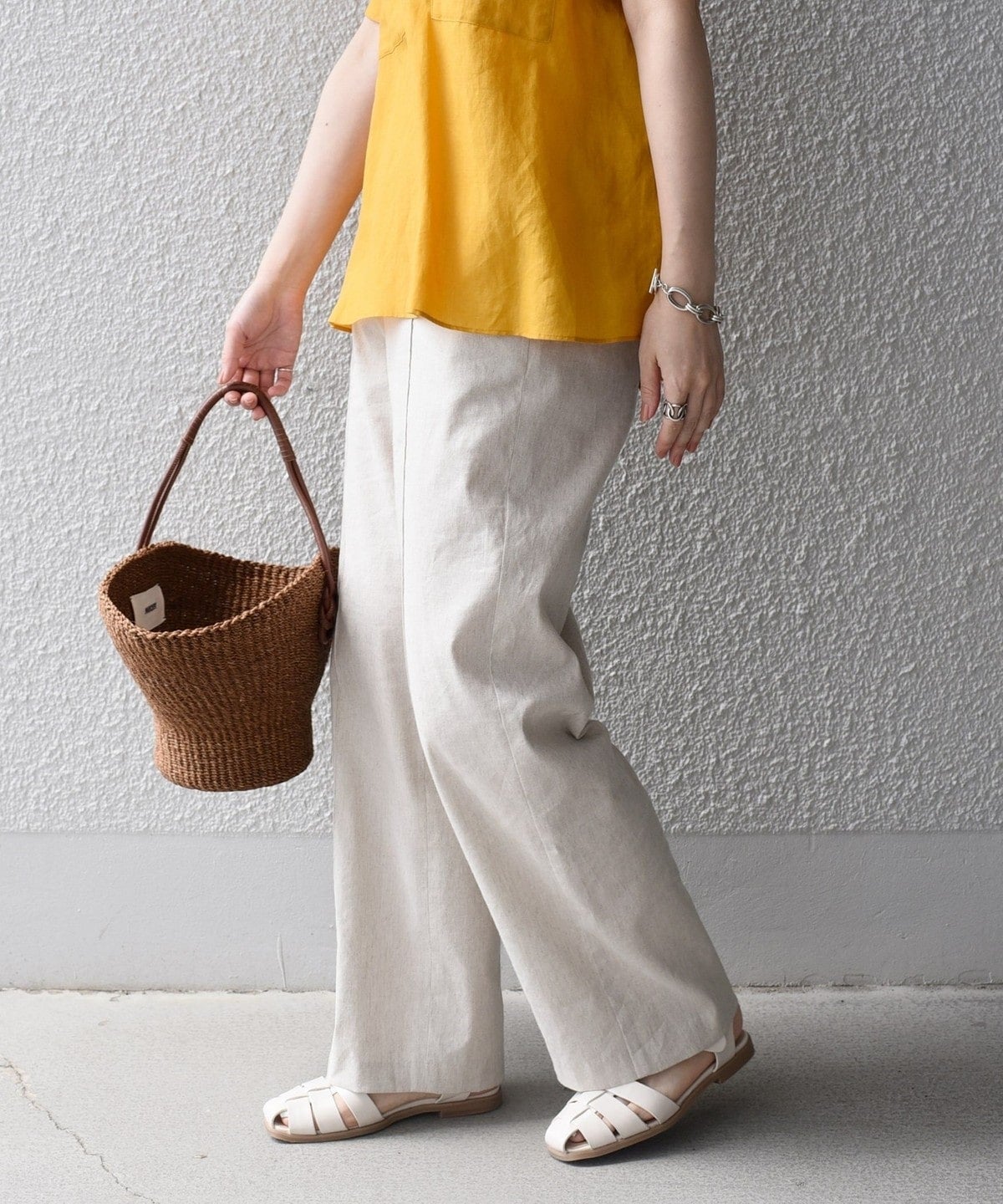 〈手洗い可能〉ウエストゴム麻混ピンタックパンツ