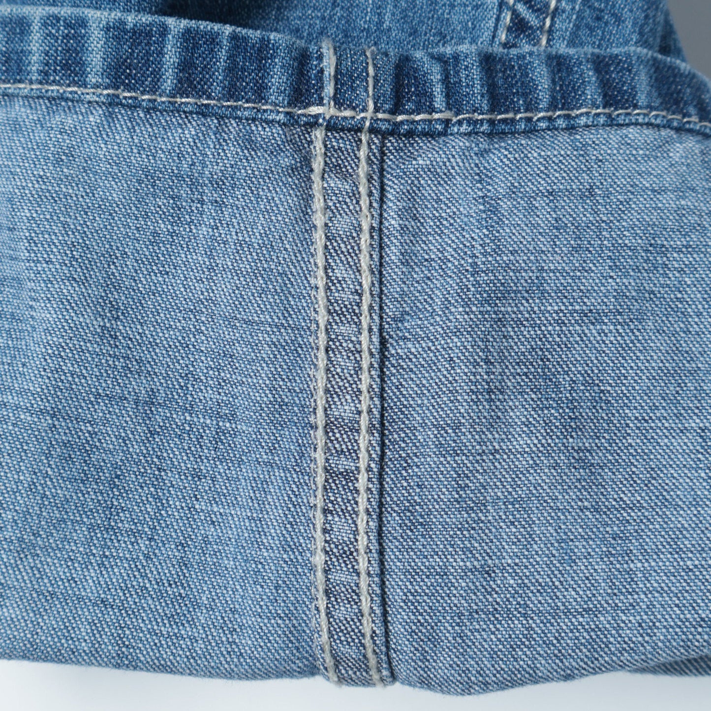 SHIPS Primary Navy Label:ストレートデニム