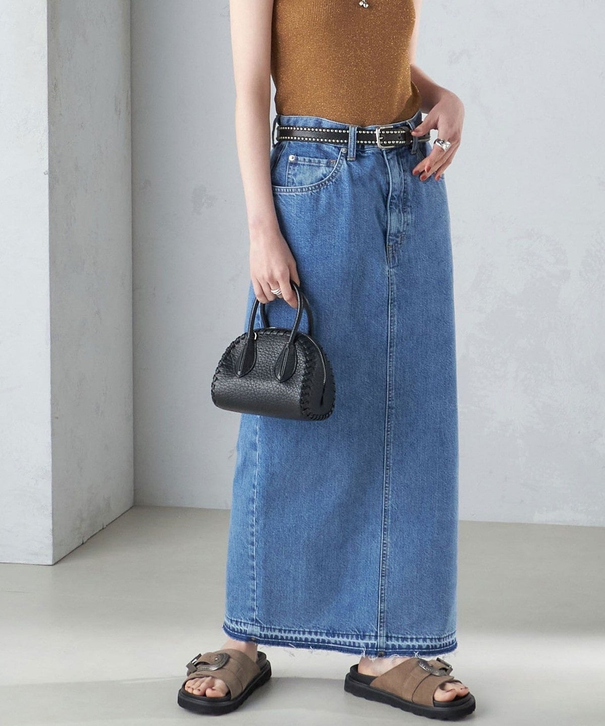 〈洗濯機可能〉Ｉライン デニム スカート 24SS