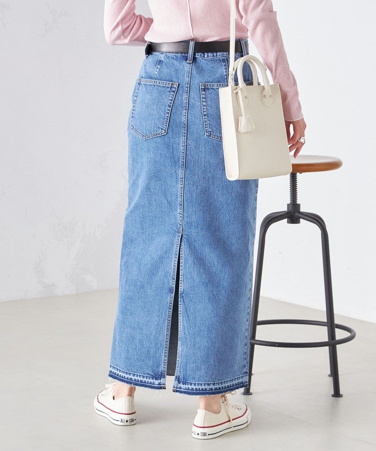 〈洗濯機可能〉Ｉライン デニム スカート 24SS