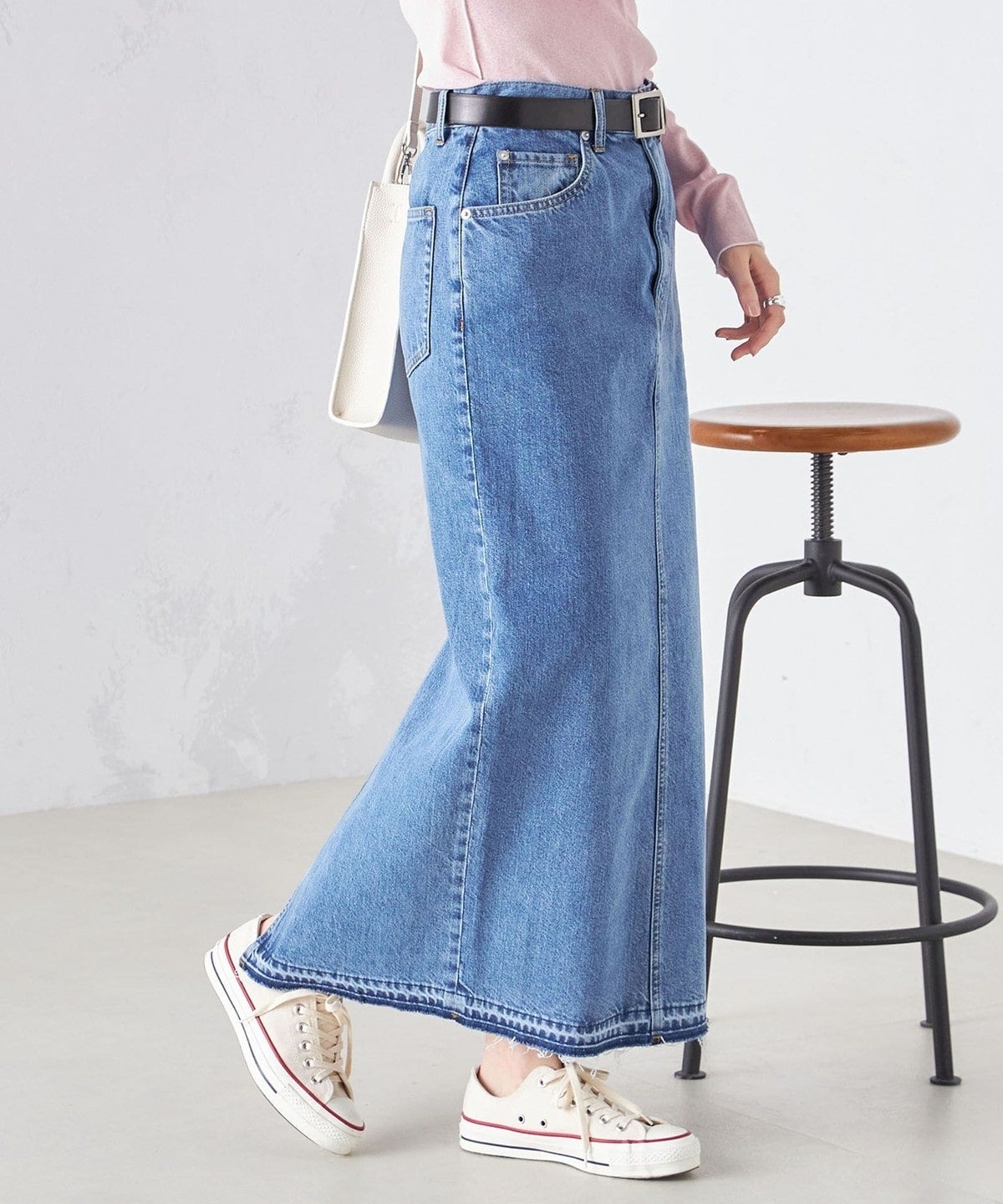 〈洗濯機可能〉Ｉライン デニム スカート 24SS