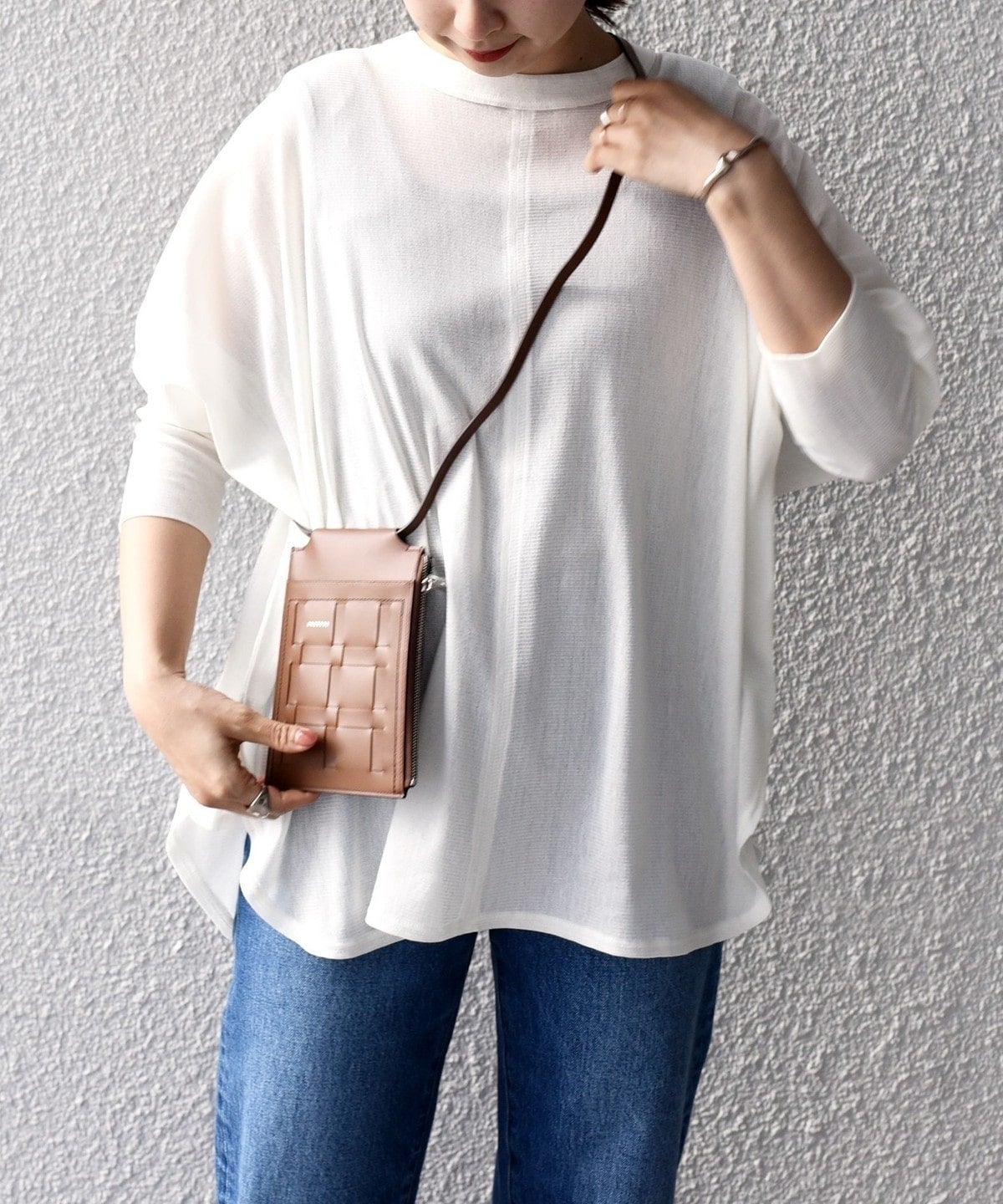 【SHIPS別注】assiette:〈手洗い可能〉チュールドルマンプルオーバー