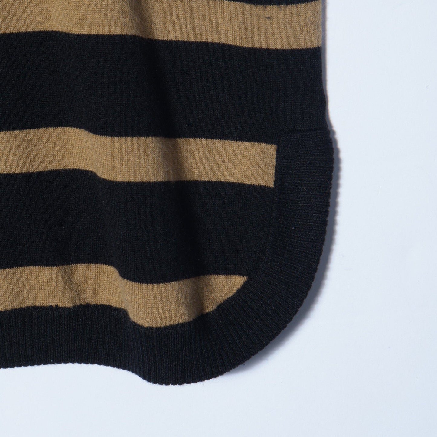 TORRAZZO DONNA:ニット/セーター