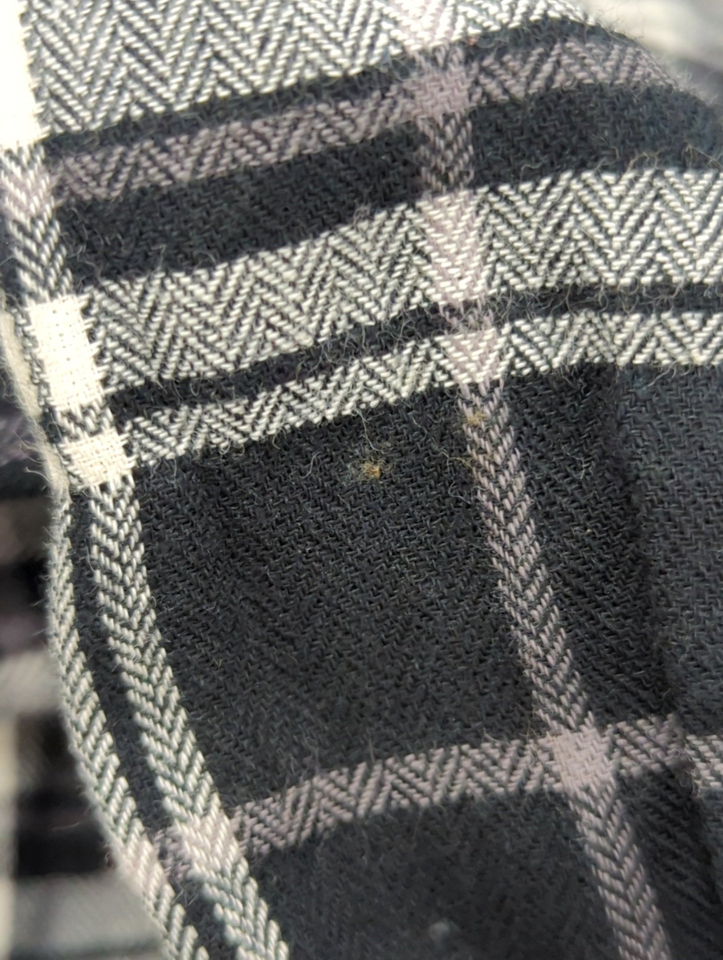 CHECK SHIRTS