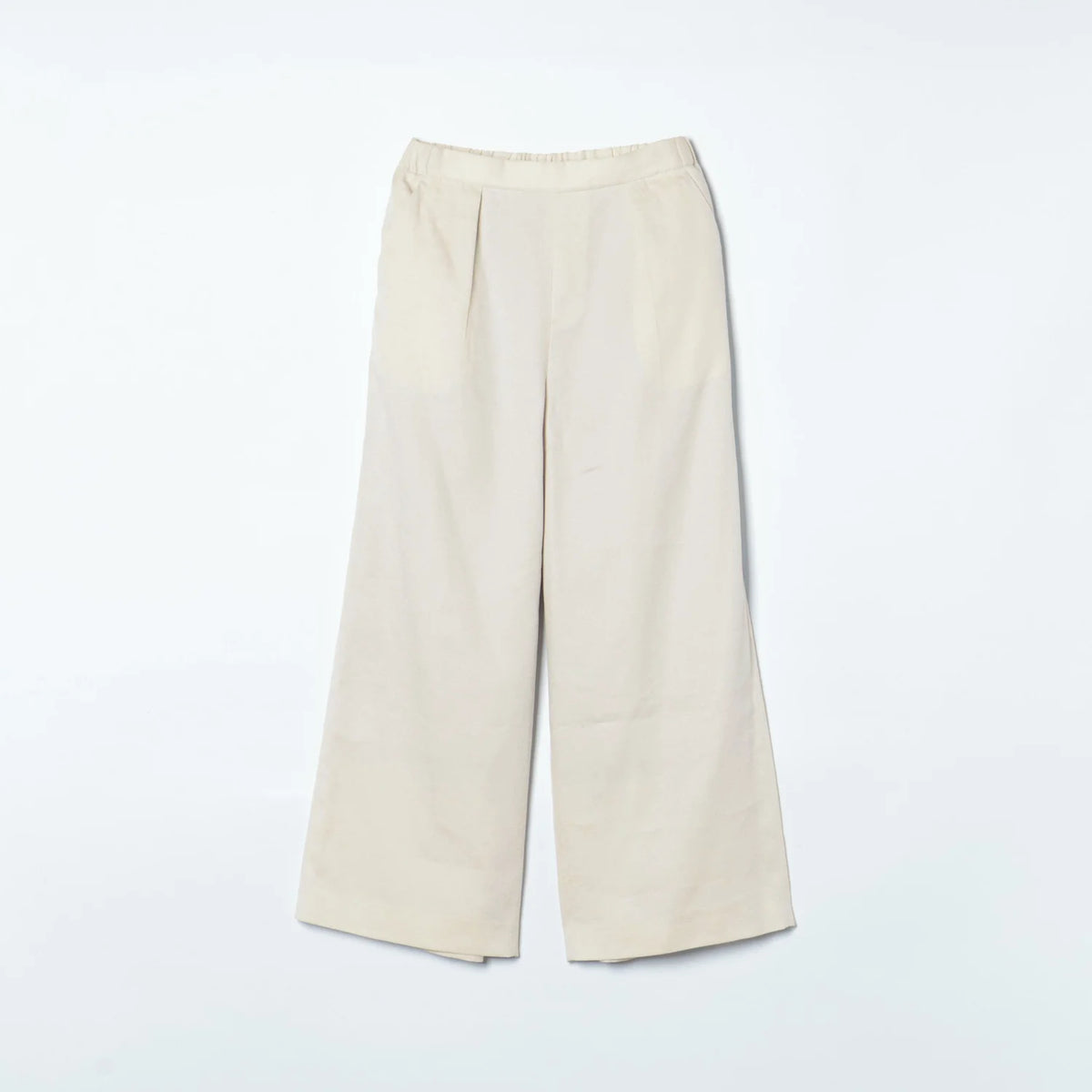 SHIPS:ONE TUCK WIDE PT
