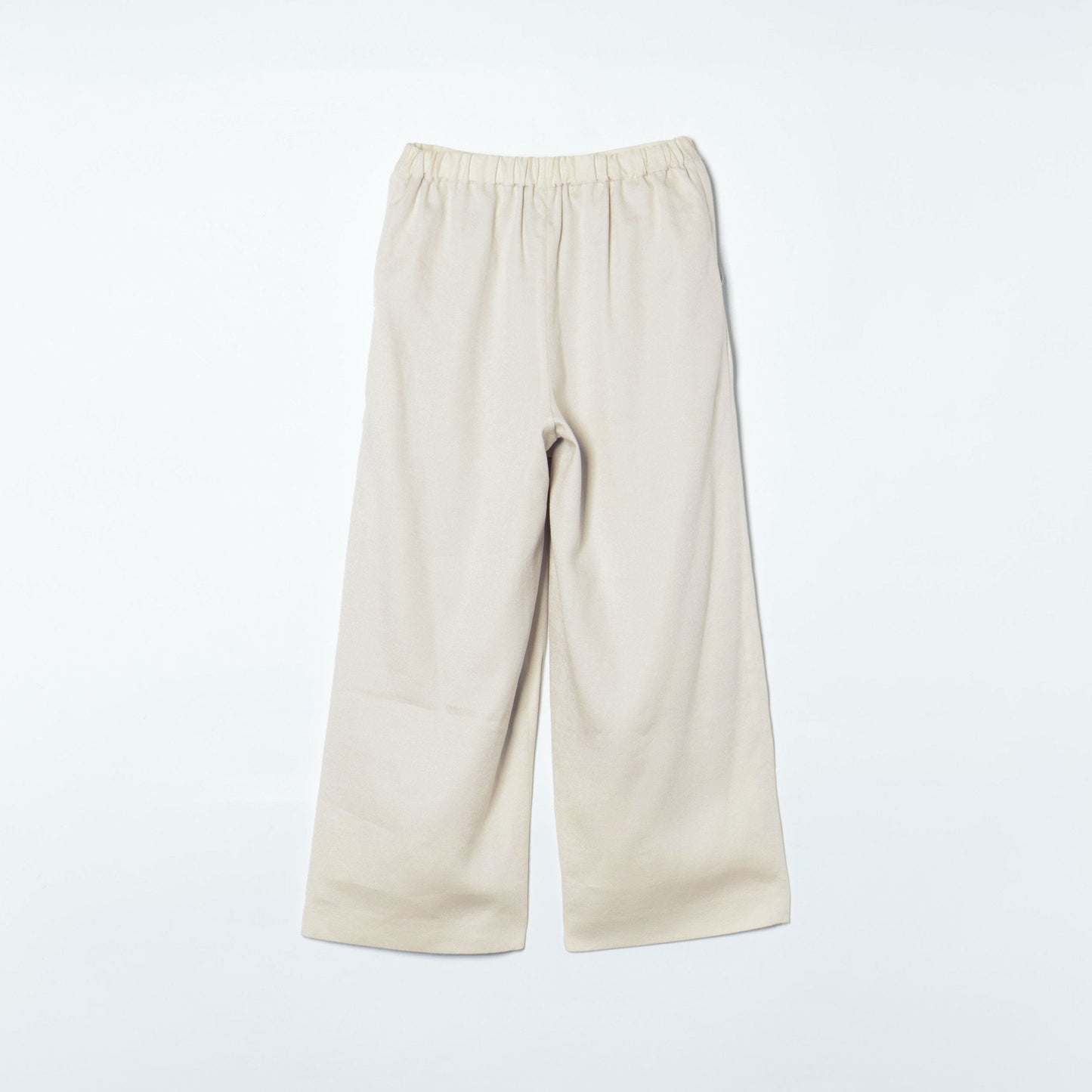SHIPS:ONE TUCK WIDE PT