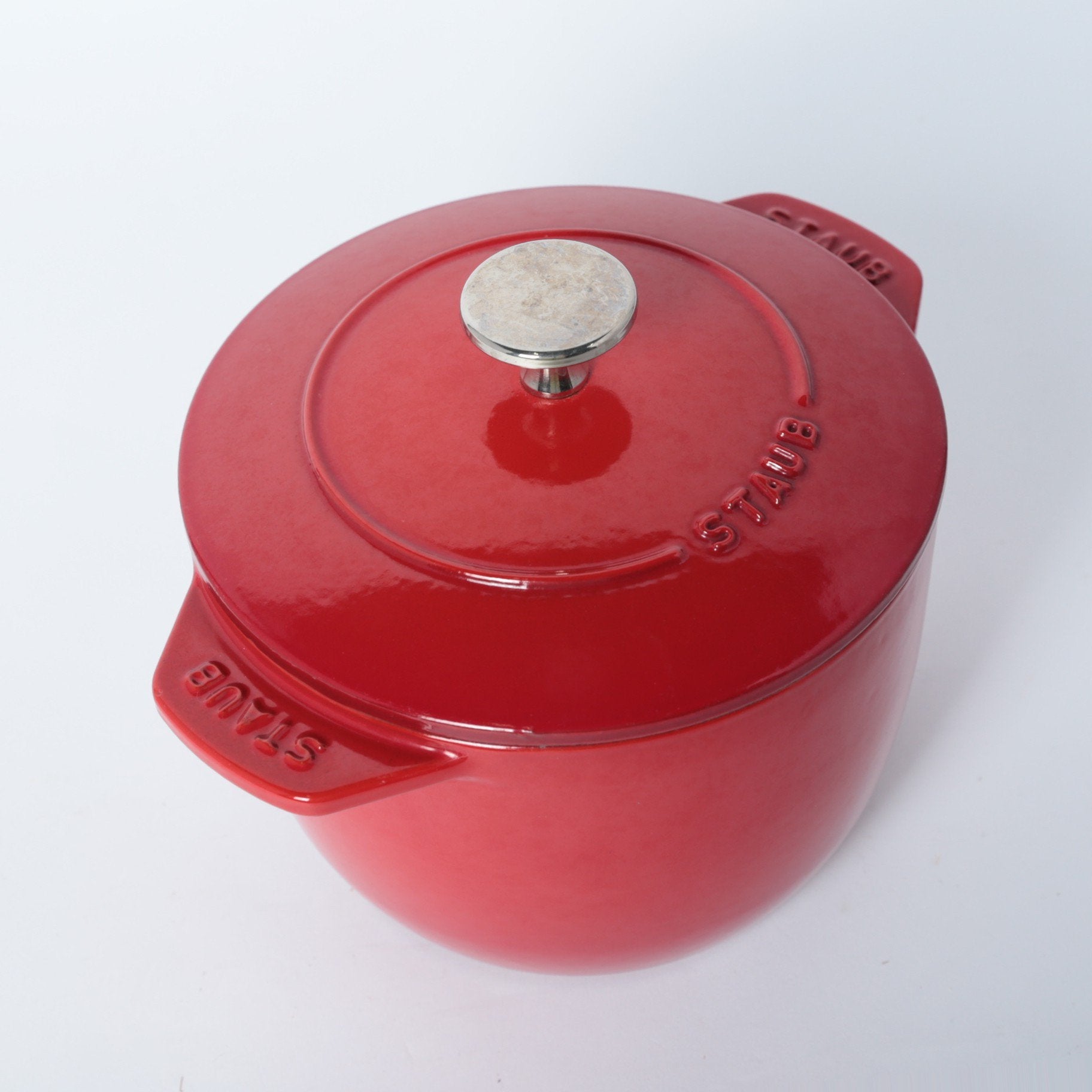 STAUB | ピコ・ココット ラウンド 22cm ボルドー | 鋳物ホーロー – ReLIKE