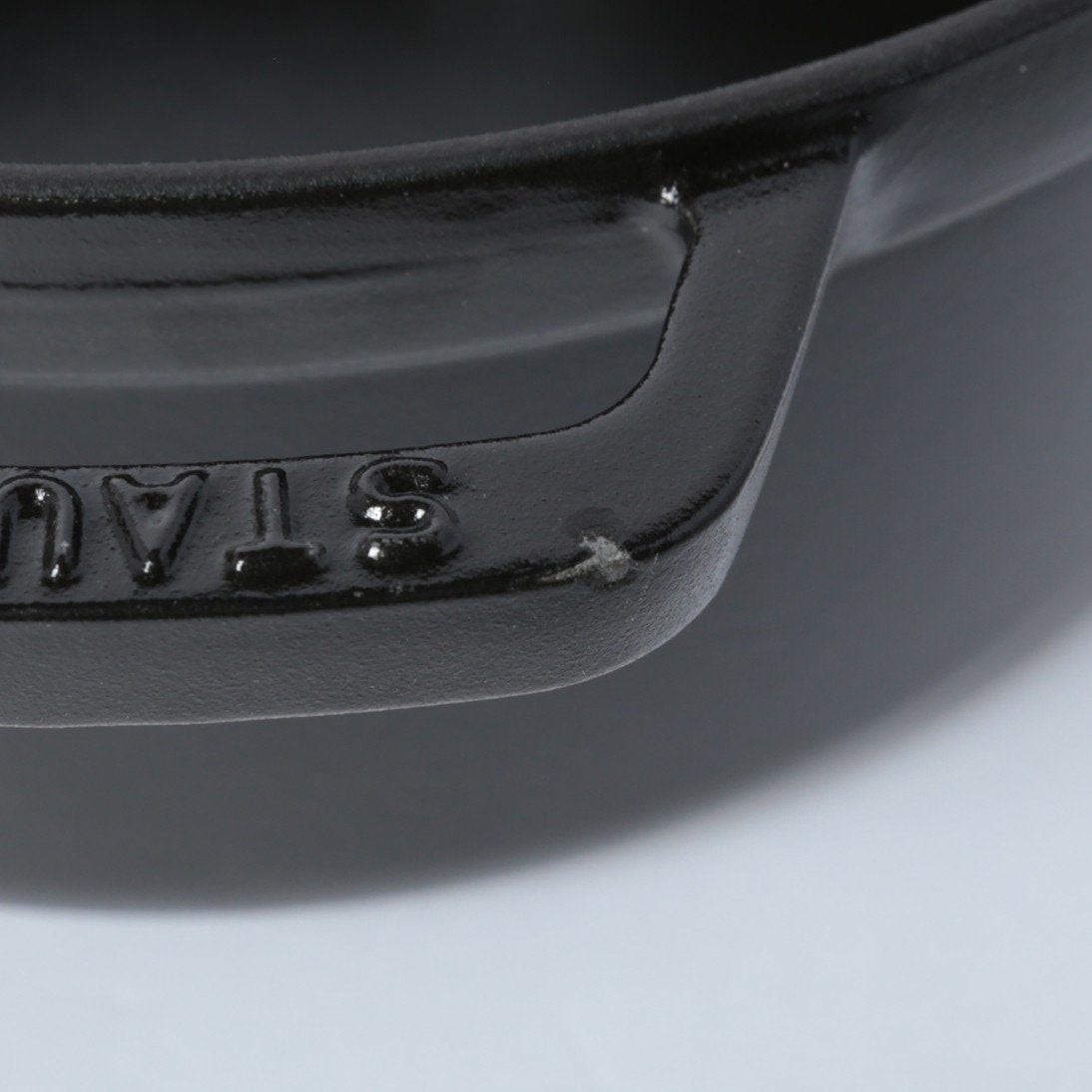 ピコ・ココット ラウンド 24cm ブラック