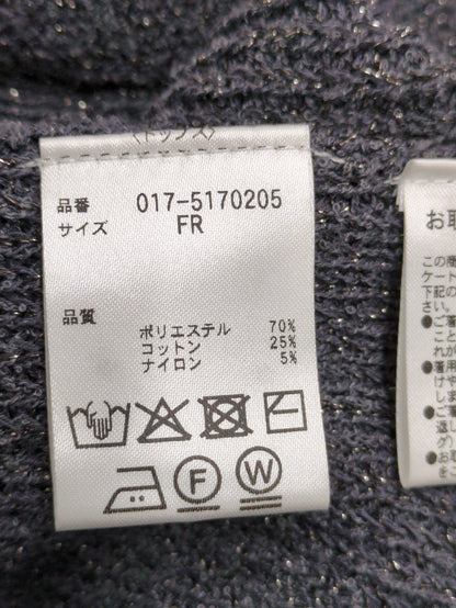 【Oggi掲載】Vネックレイヤードデザインニット