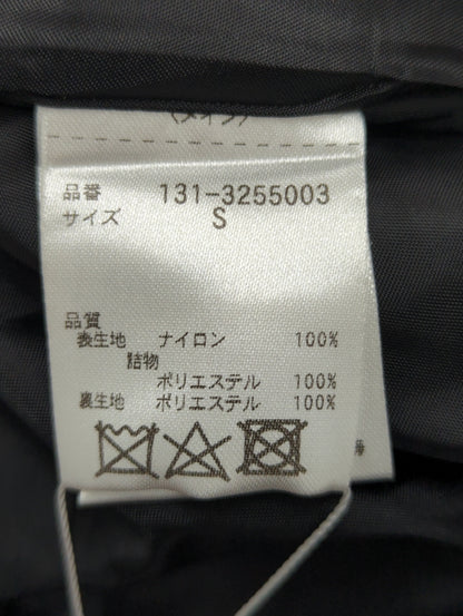 中綿ショートブルゾン