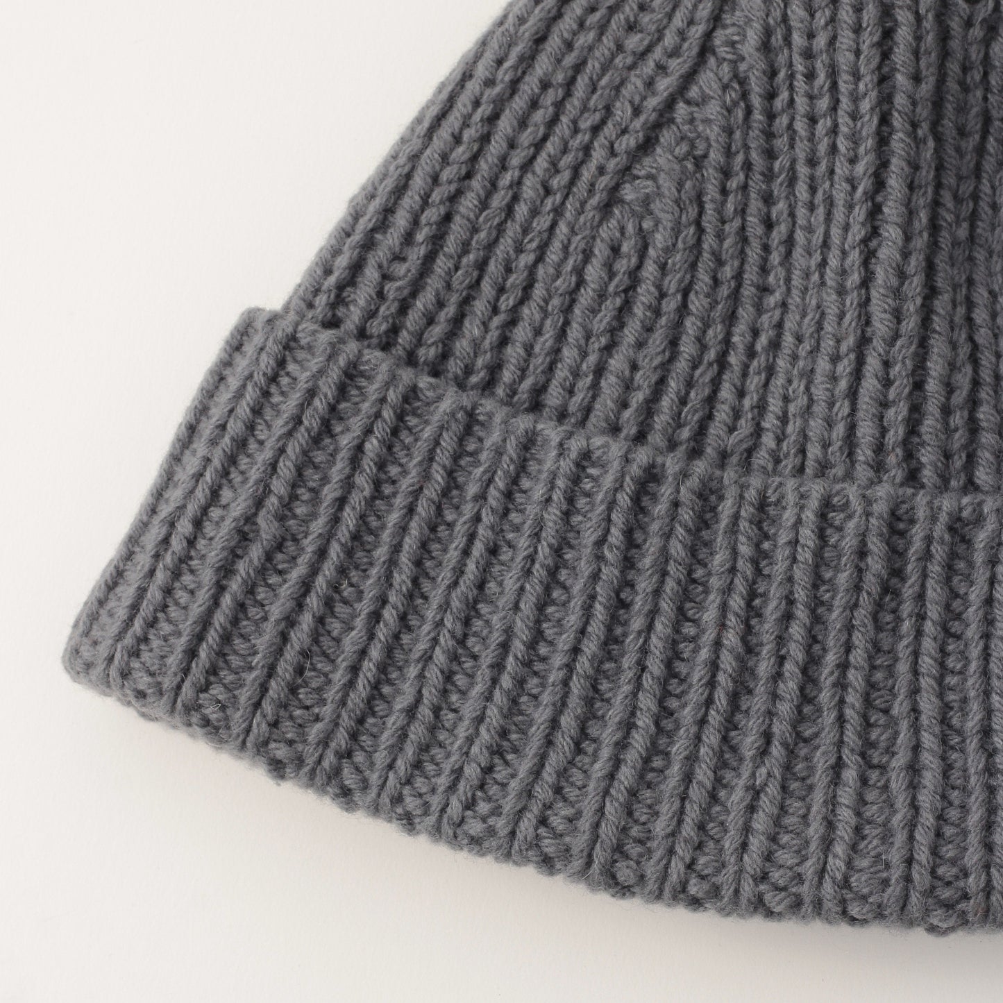 HAND KNITTED ACCESSORIES HAT