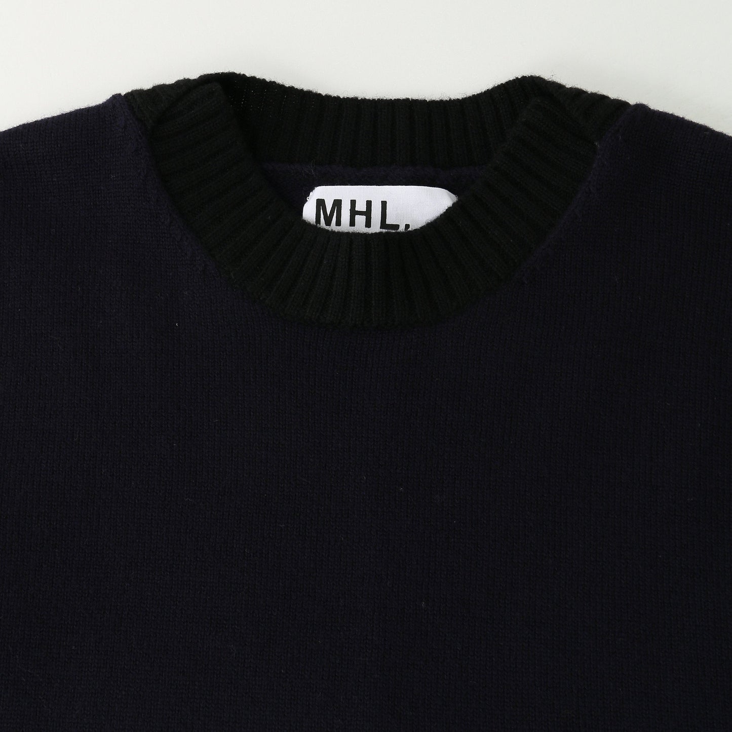 PURE WOOL KNIT