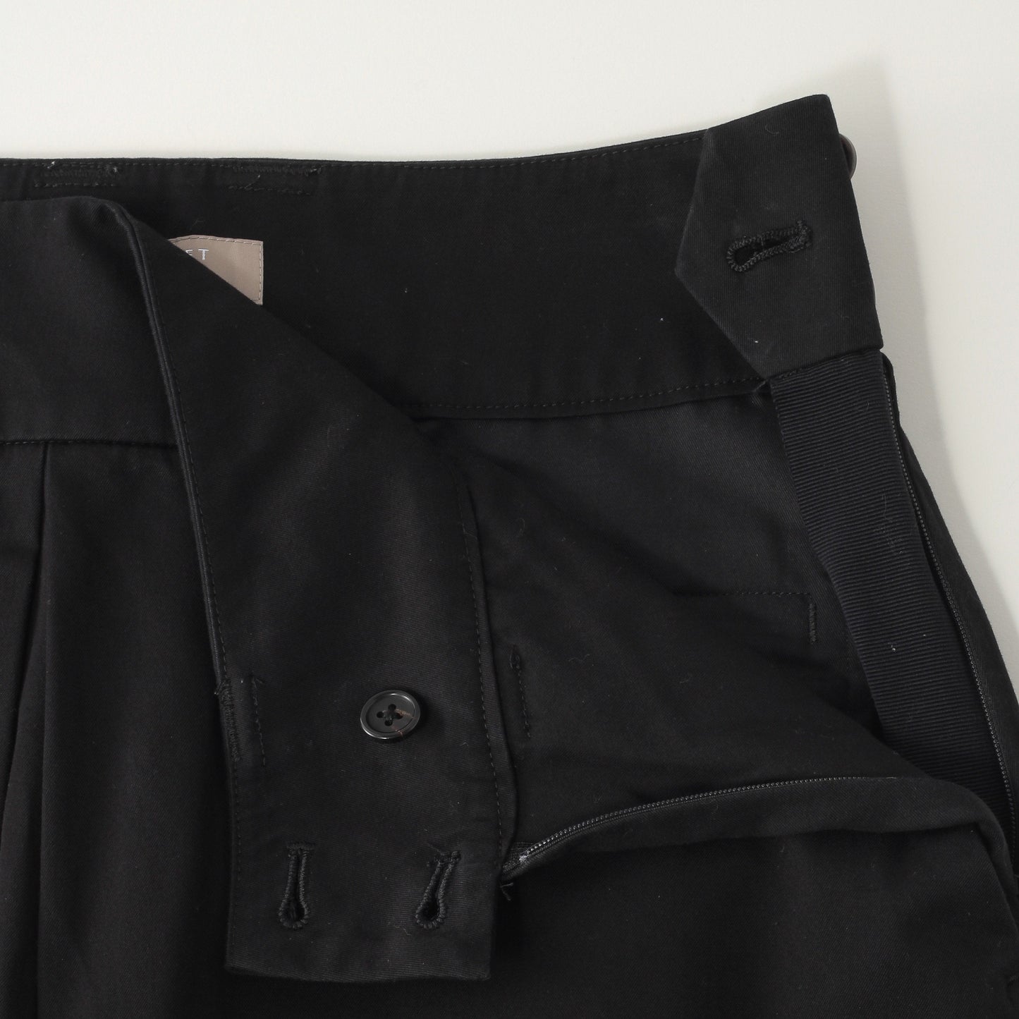 HIGH DENSE COTTON TWILL SKIRT