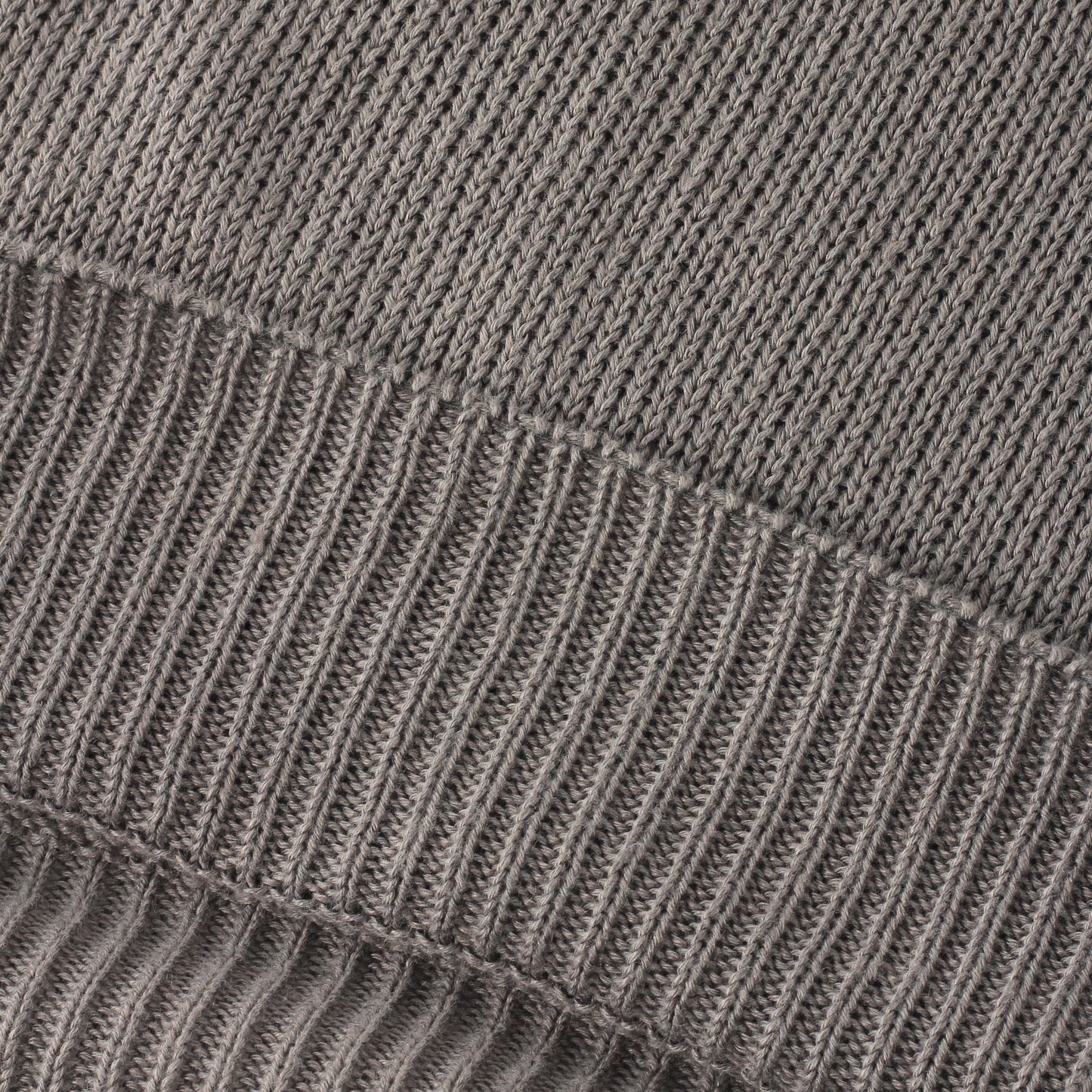 CAST OFF ROLL NECK KNIT