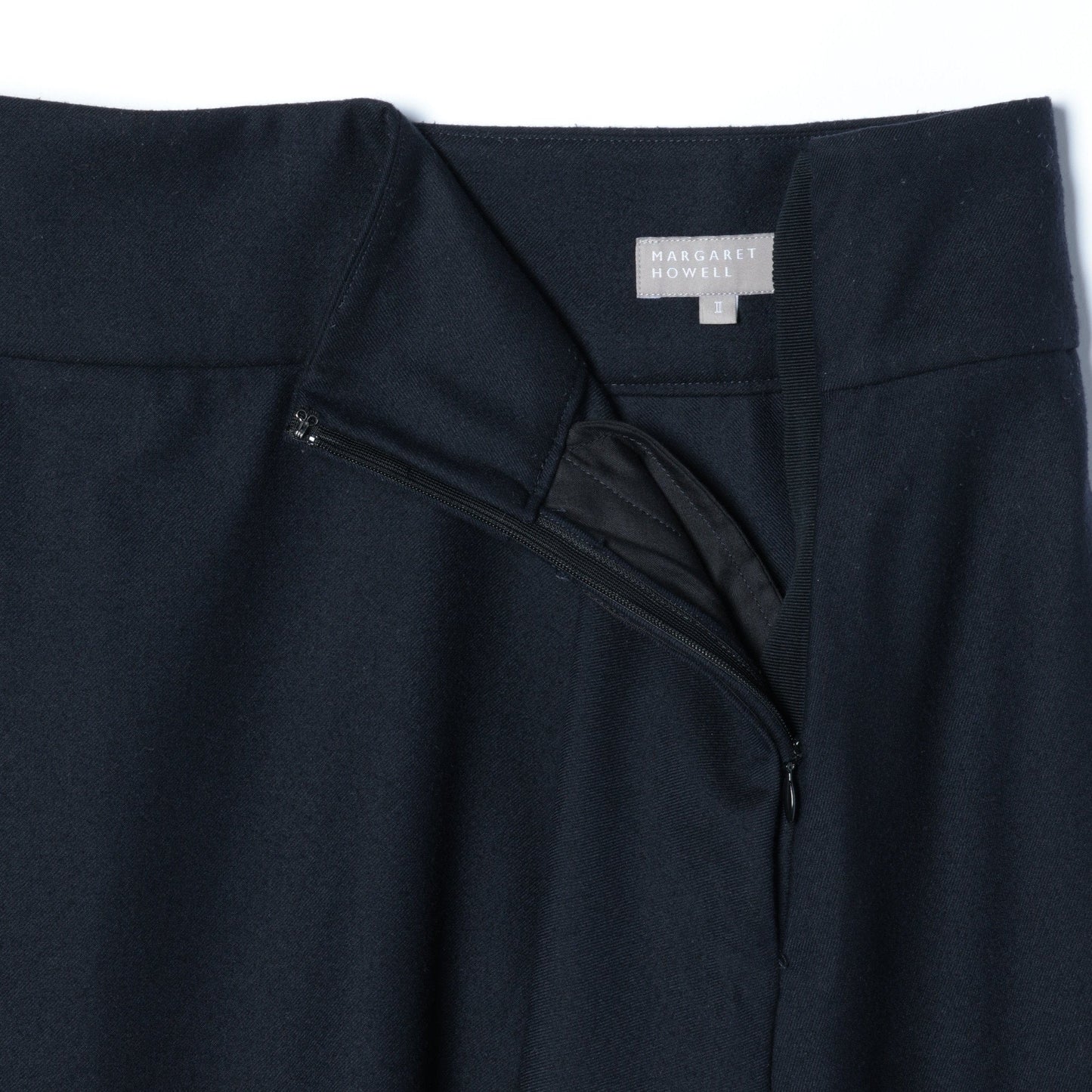 FINE WOOL FLANNEL SKIRT