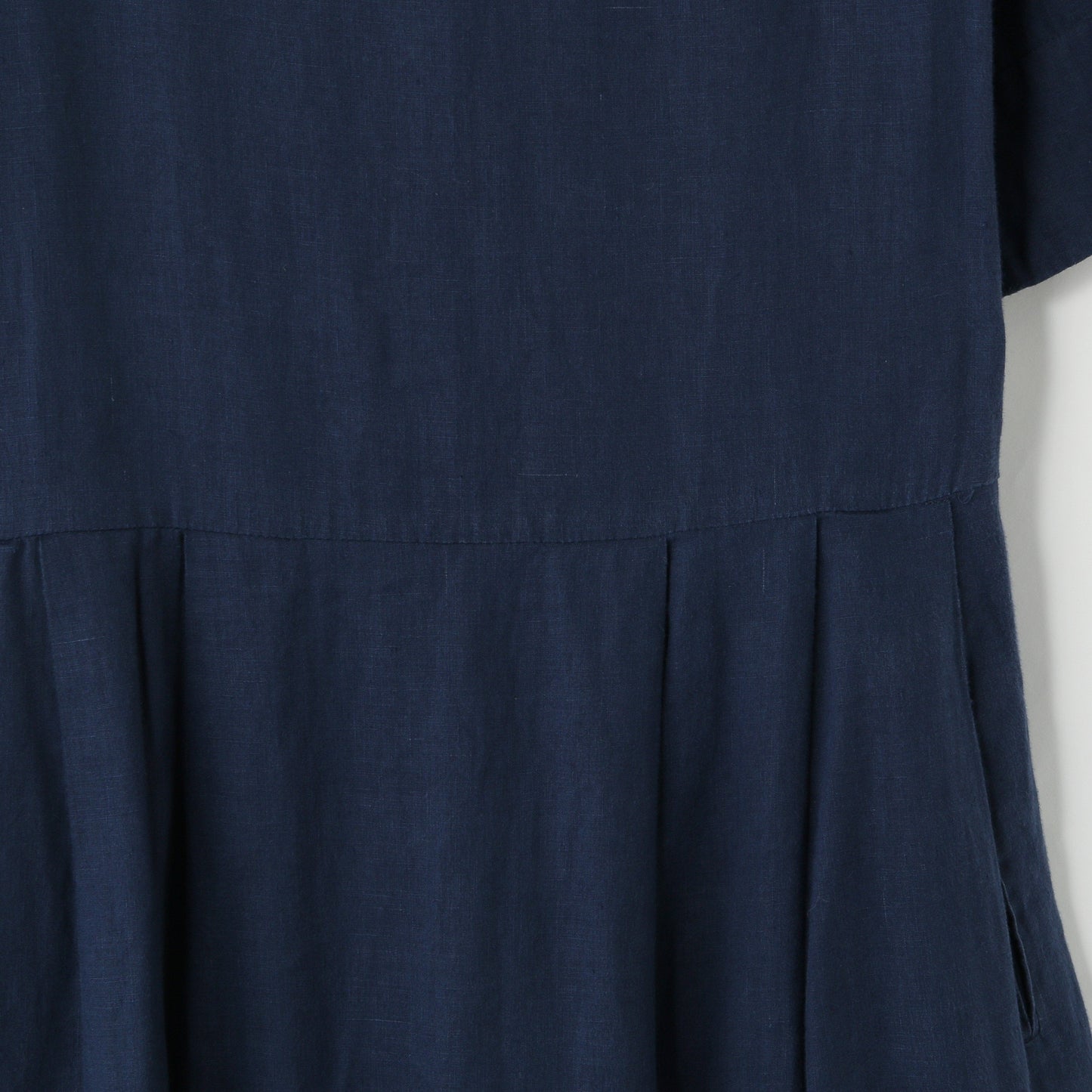 LIGHT WEIGHT LINEN DRESS