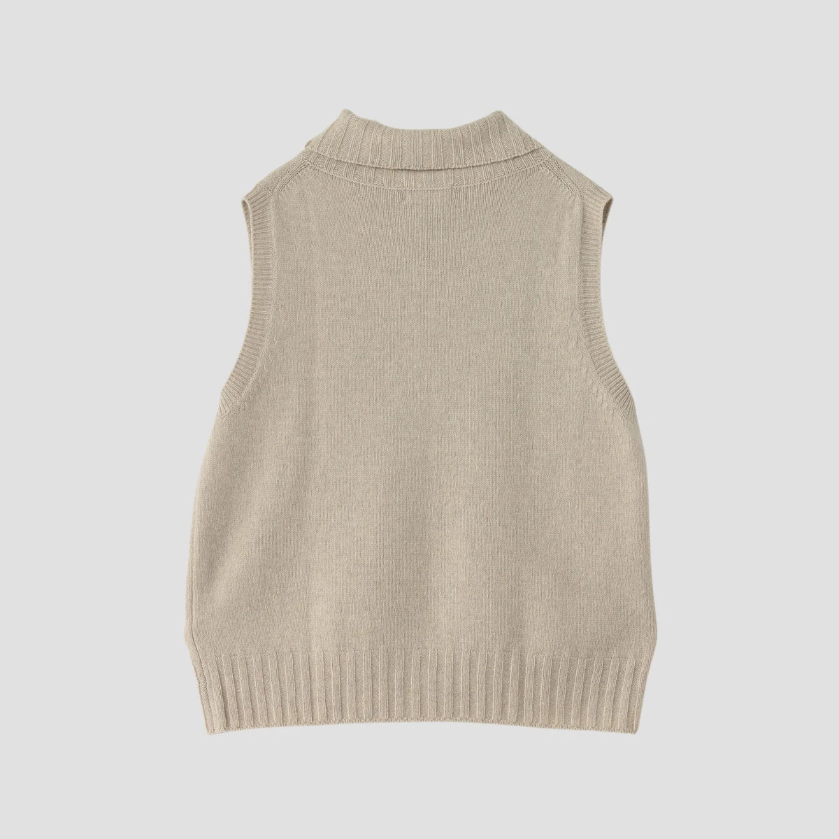 SLEEVELESS ROLL NECK KNIT
