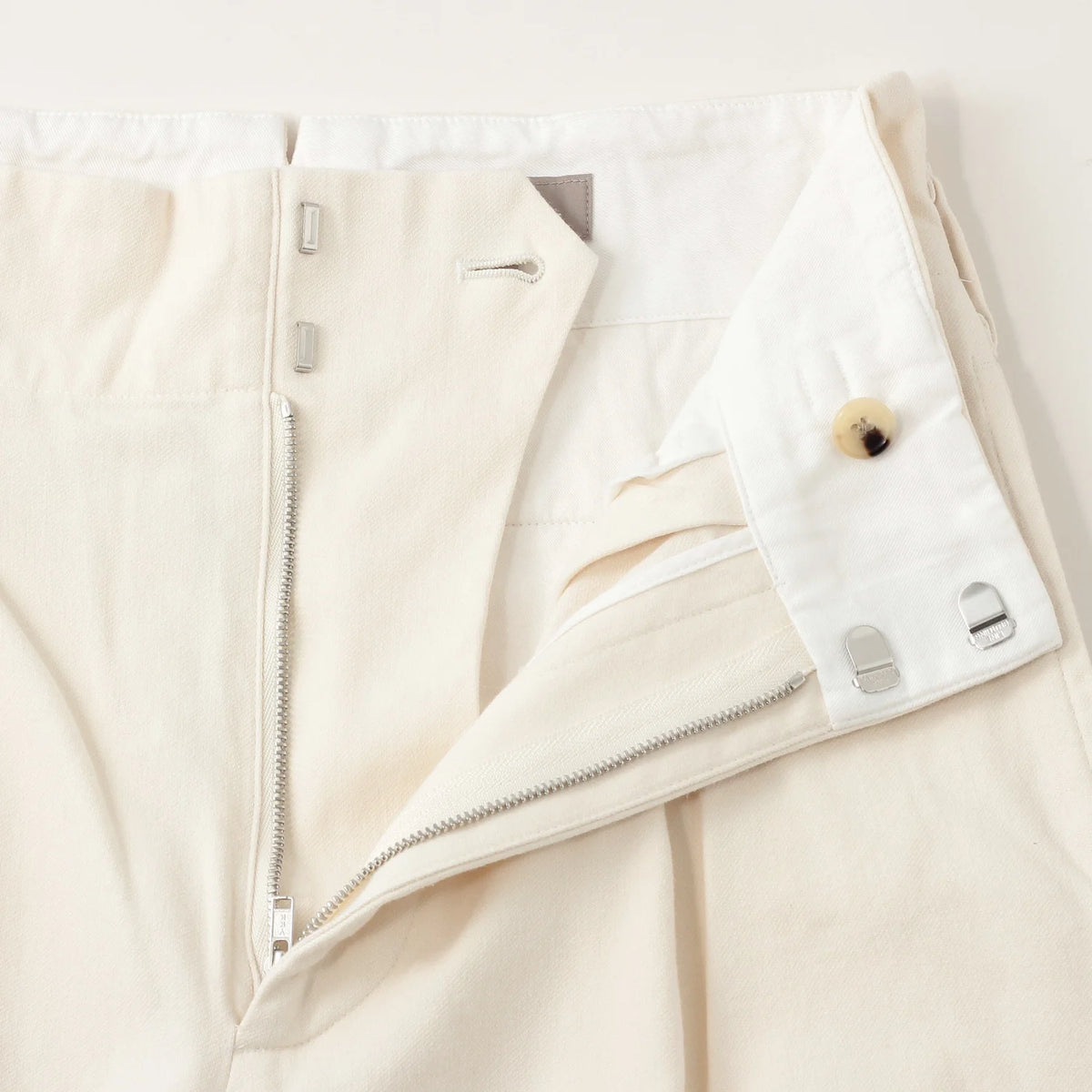 WASHED COTTON TWILL TROUSERS