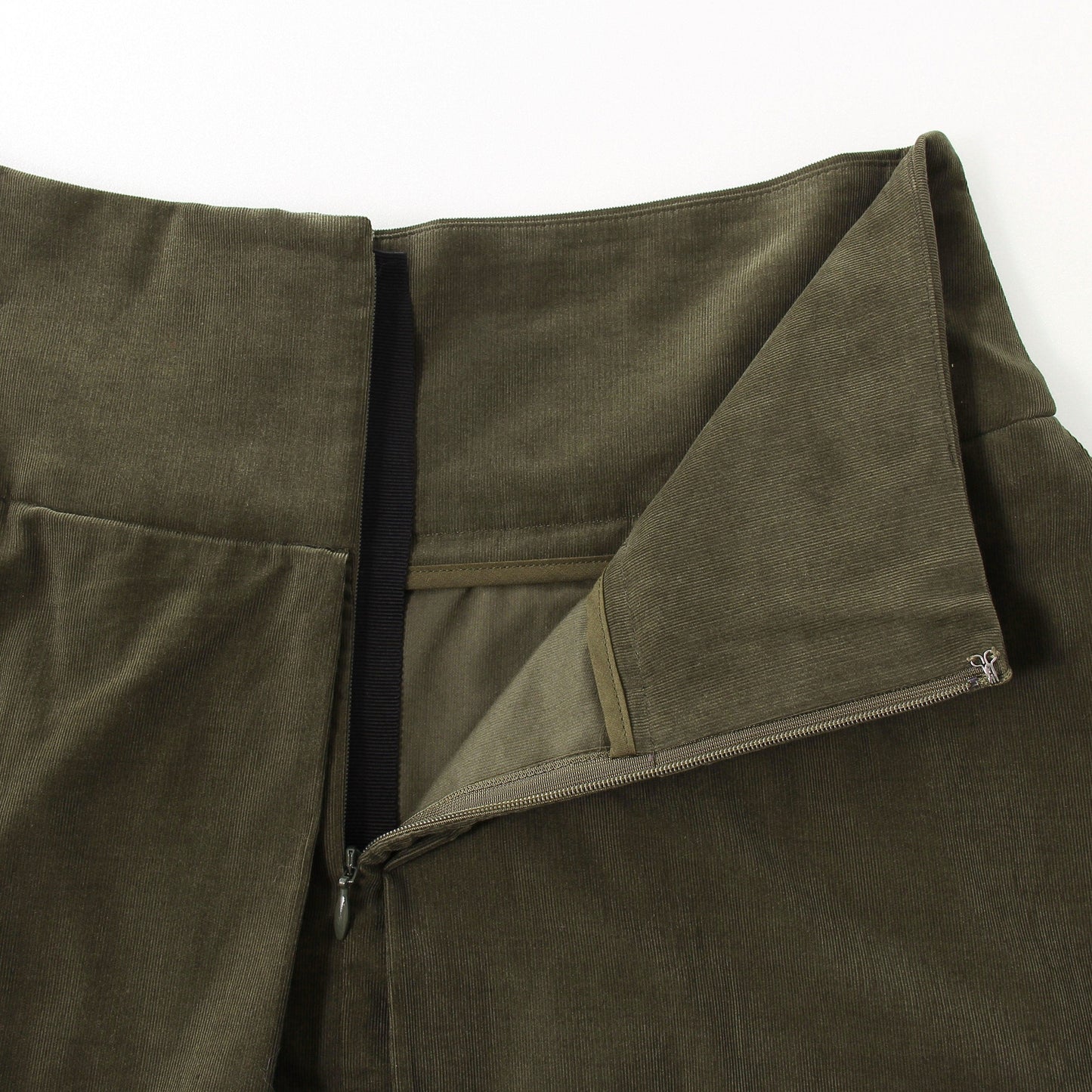 BABY NEEDLECORD SKIRT
