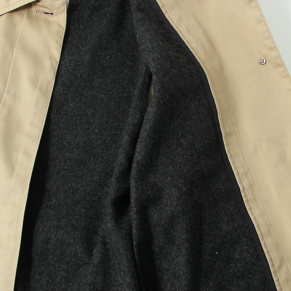 HIGH DENSE TWILL COAT