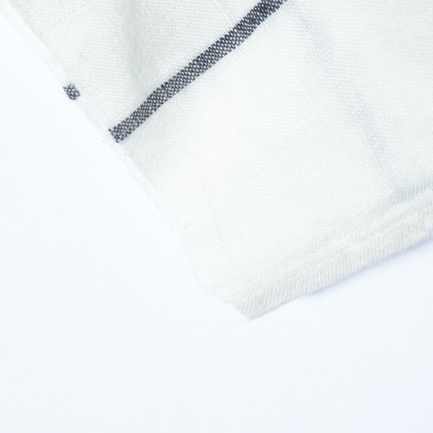 LARGE WINDOWPANE LINEN DRESS