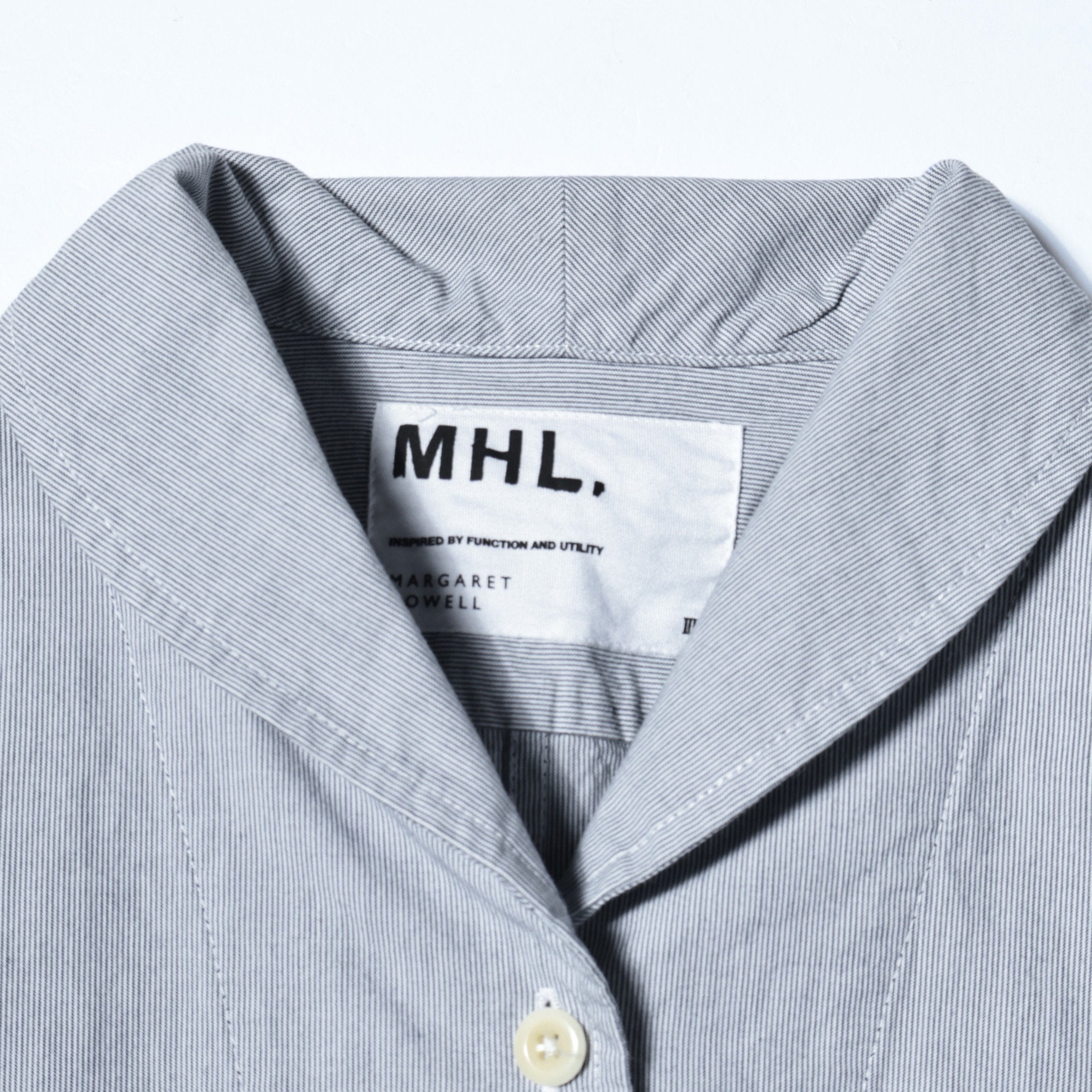 新品タグ付✨️MHL. コットンリネンシャツ L グレー サイズIII 3 MHL. | HAIRLINE COTTON SHIRT | シャツ – ReLIKE
