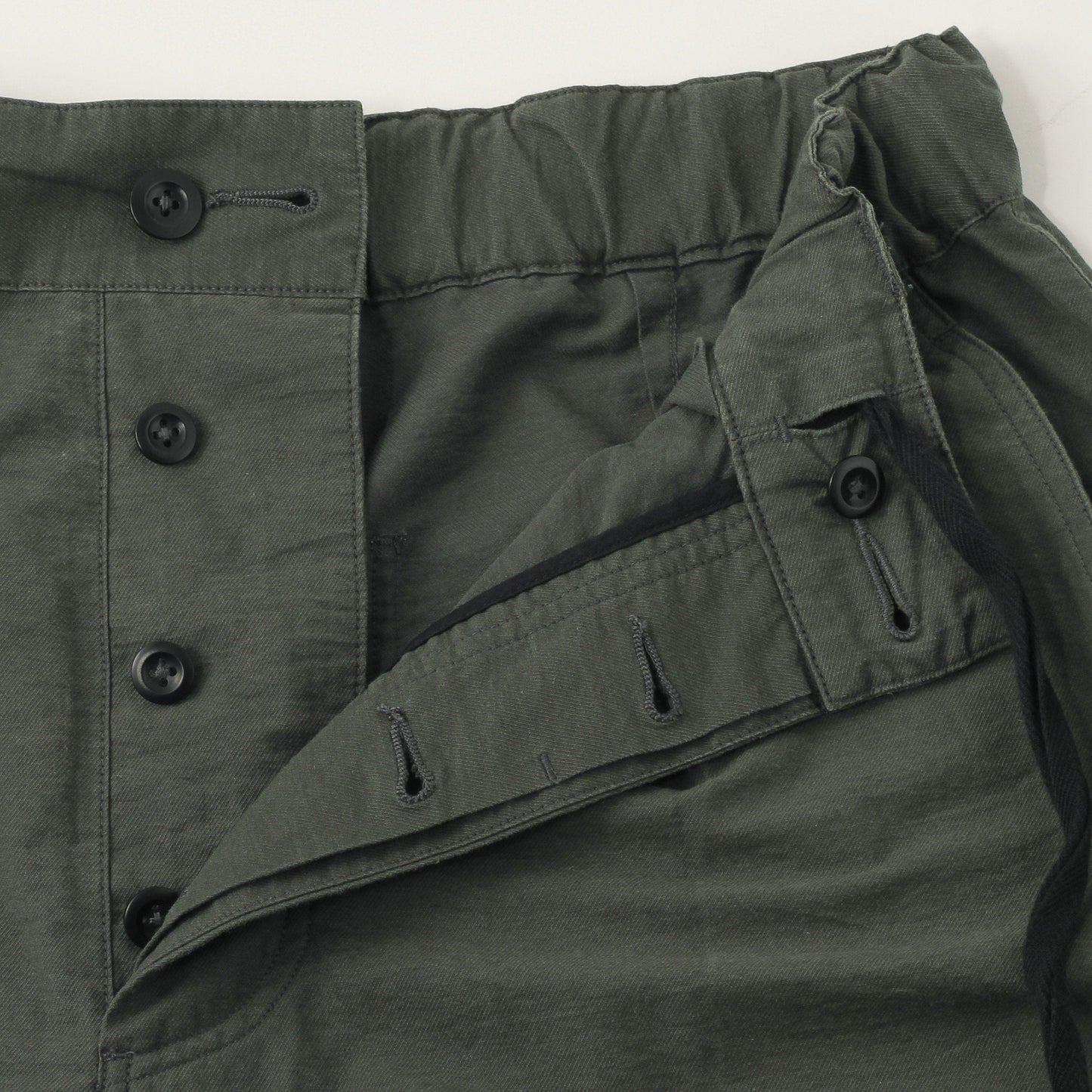 LIGHTWEIGHT COTTON NYLON TWILL TROUSERS