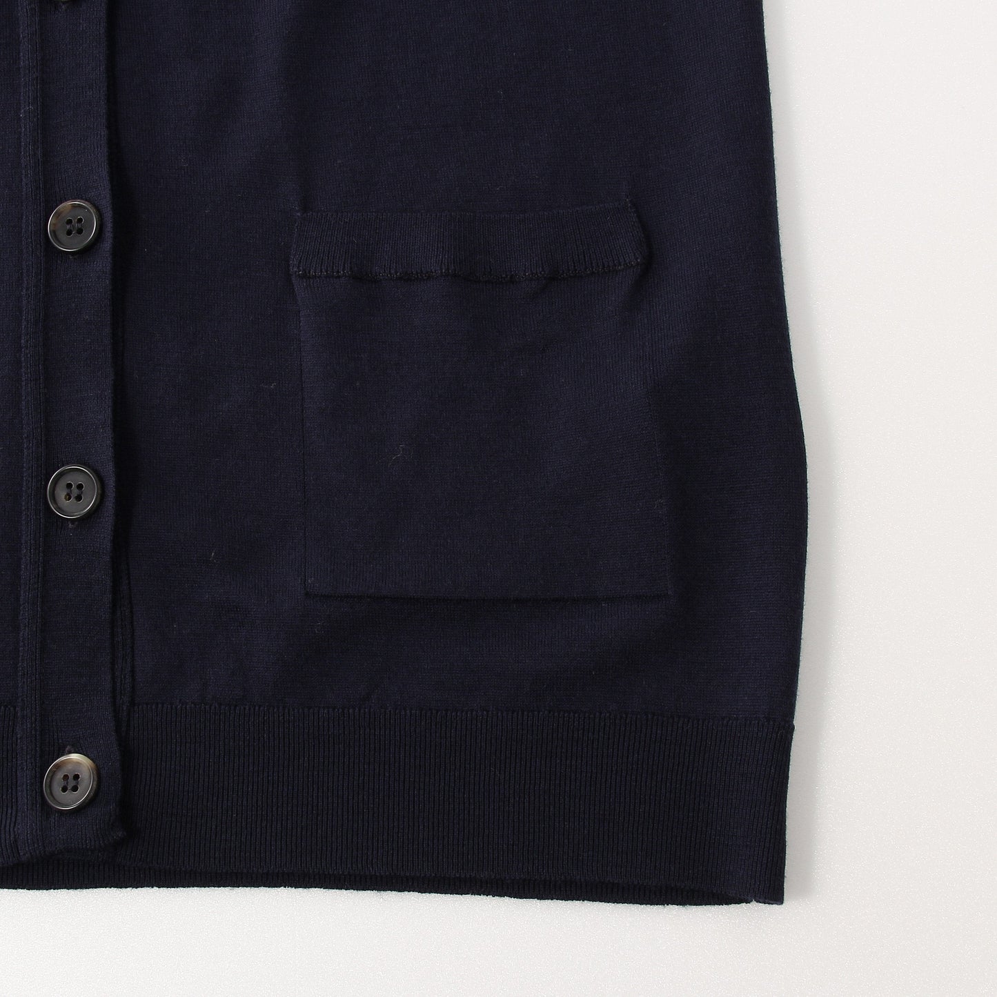 BASIC MERINO CARDIGAN KNIT
