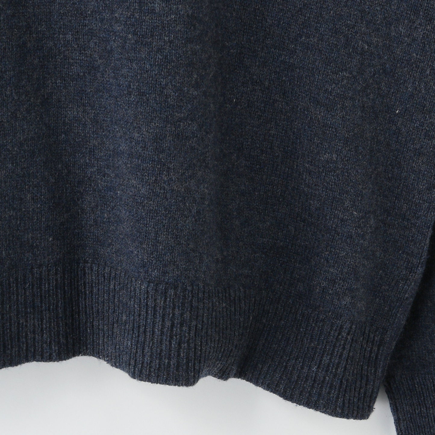 WASHABLE DRY WOOL KNIT