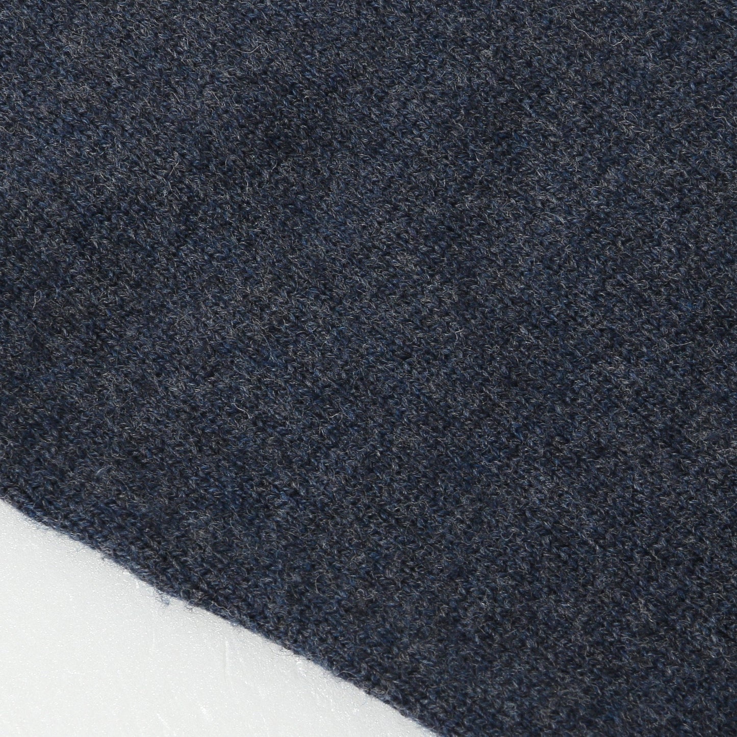 WASHABLE DRY WOOL KNIT