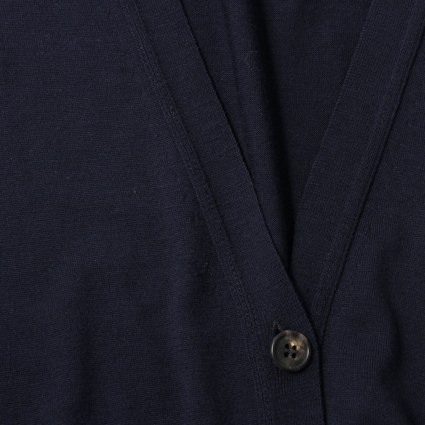 BASIC MERINO CARDIGAN KNIT