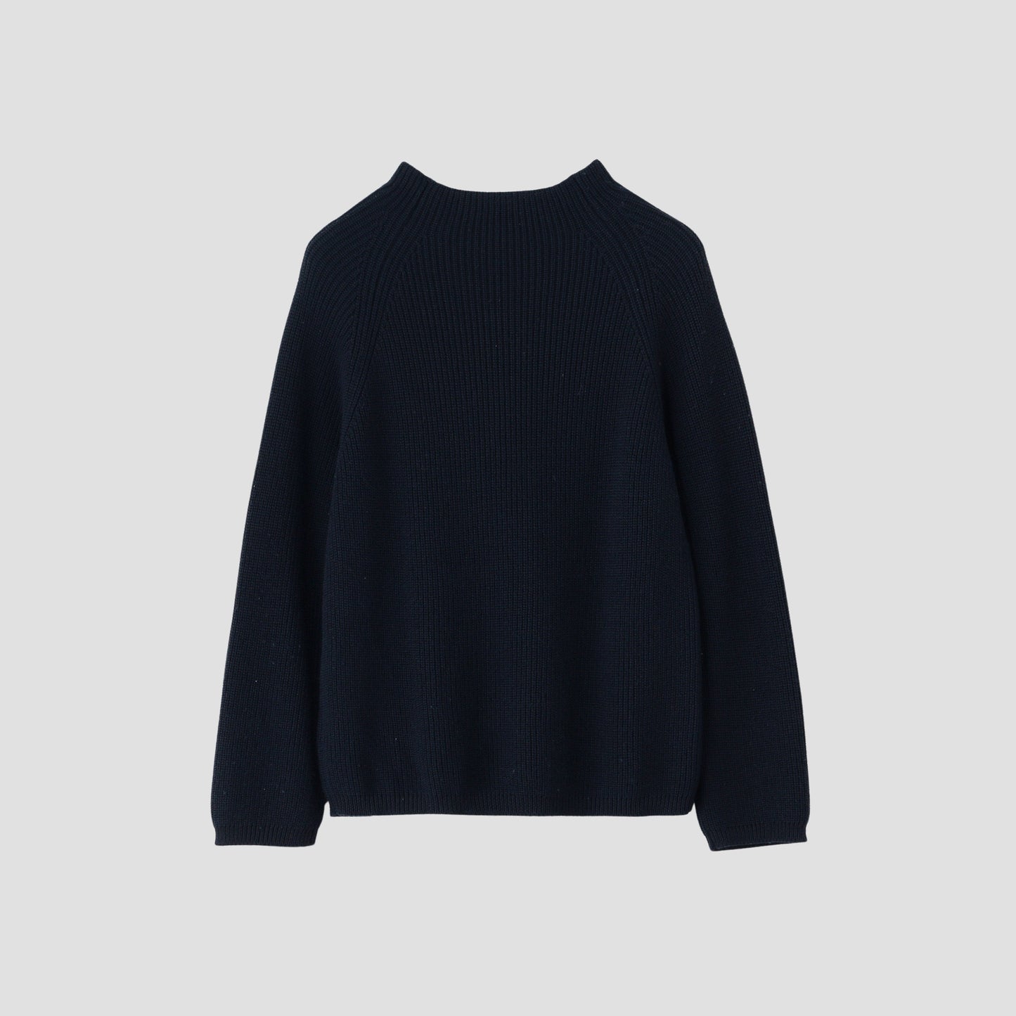 LIGHTWEIGHT WOOL KNIT