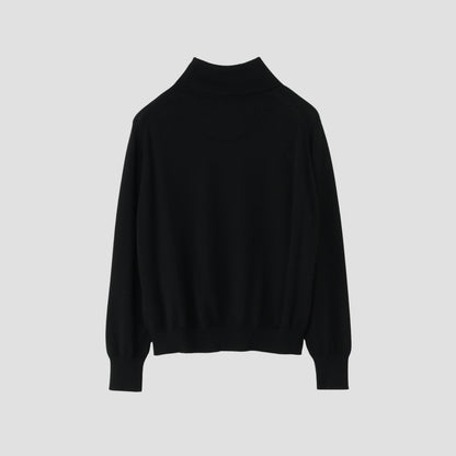 FINE WOOL TURTLE NECK KNIT
