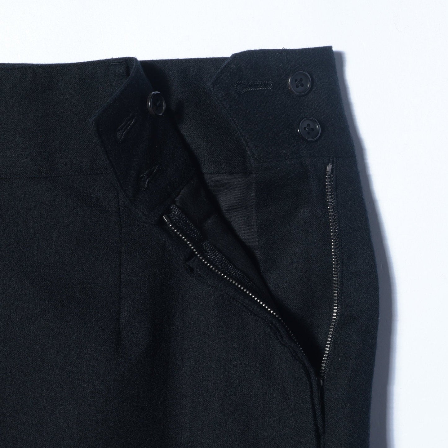 LIGHTWEIGHT FLANNEL TROUSERS