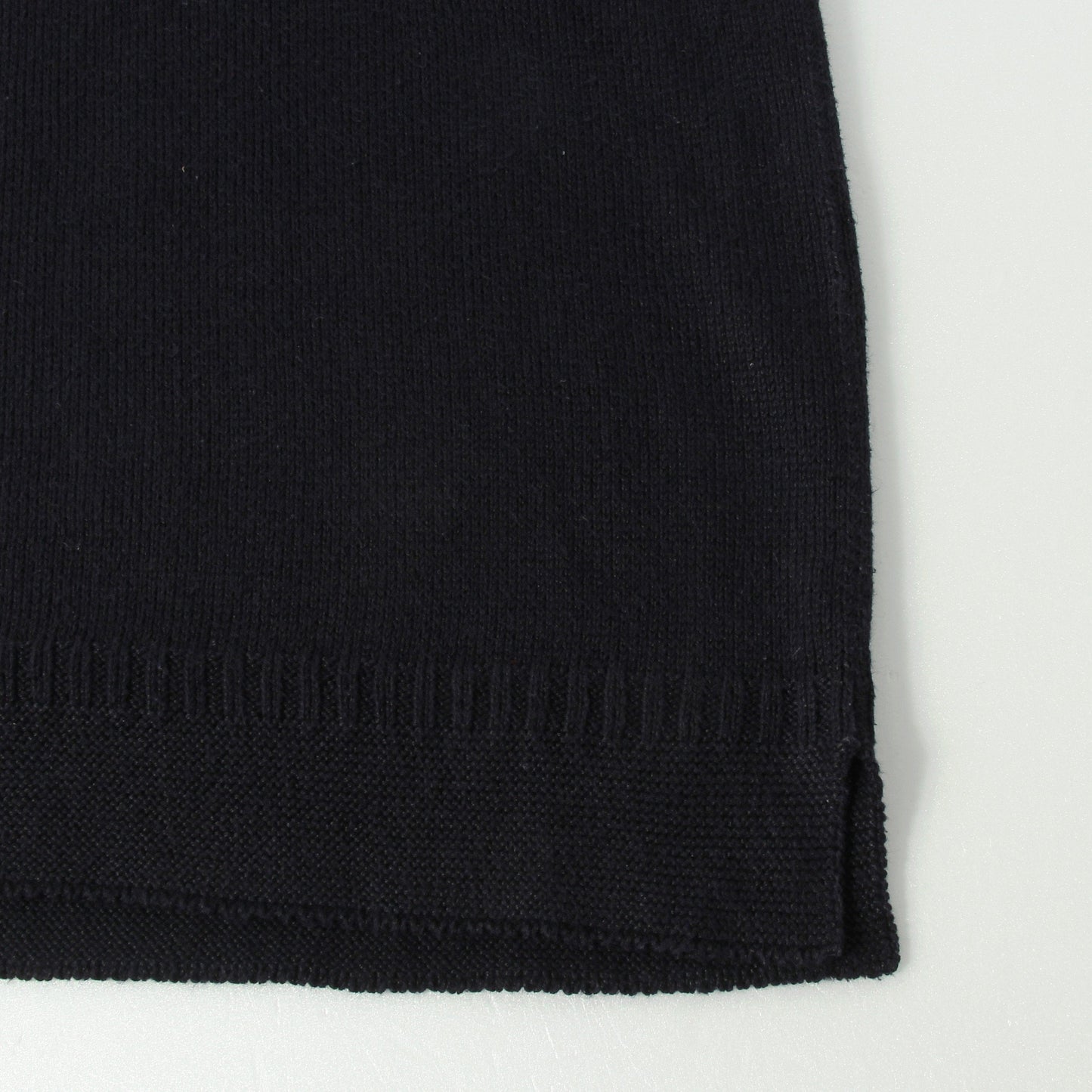 V NECK GUERNSEY KNIT
