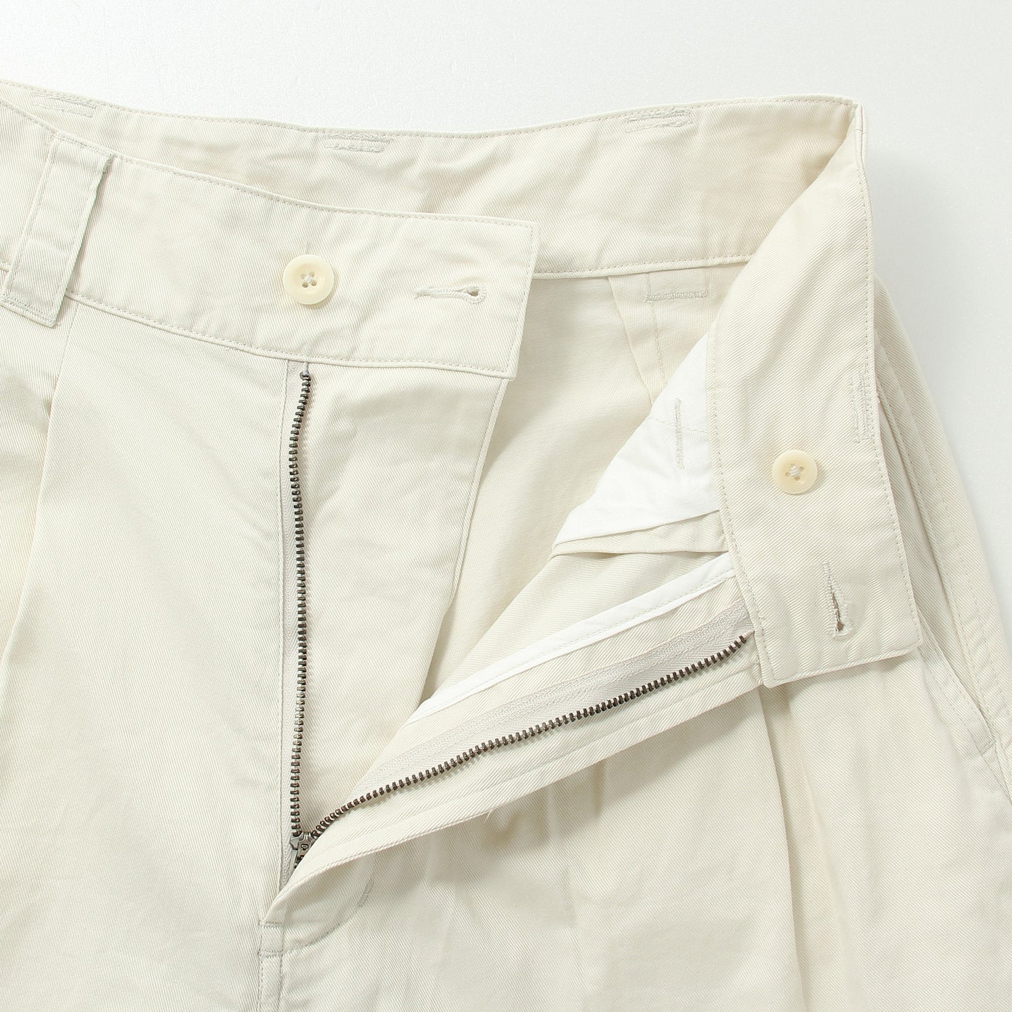 LIGHT ORGANIC COTTON DRILL TROUSERS