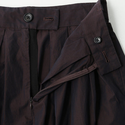 FINE COTTON CHAMBRAY SKIRT