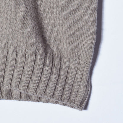 WIDE ROLL NECK KNIT