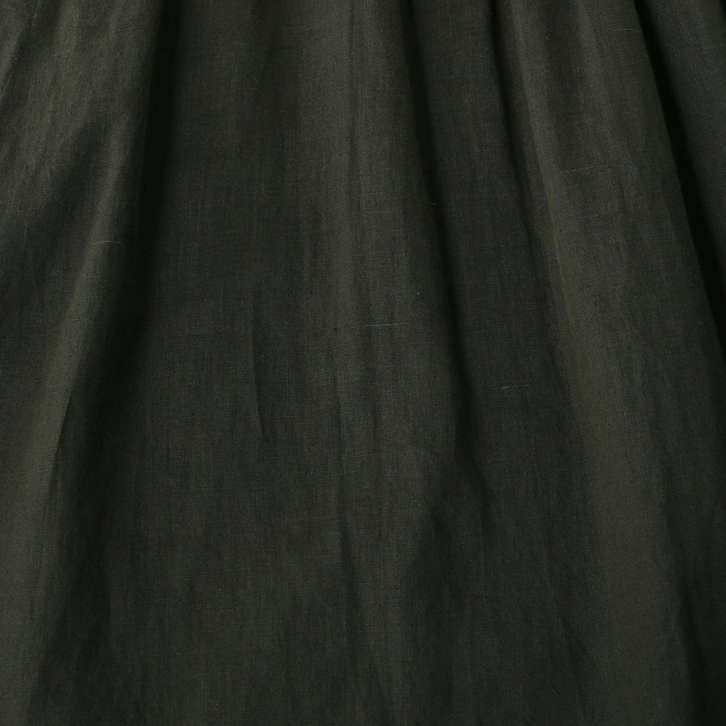 LIGHTWEIGHT LINEN SKIRT