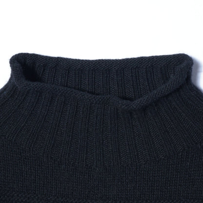 LIGHTWEIGHT WOOL KNIT