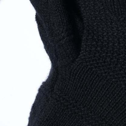 LIGHTWEIGHT WOOL KNIT