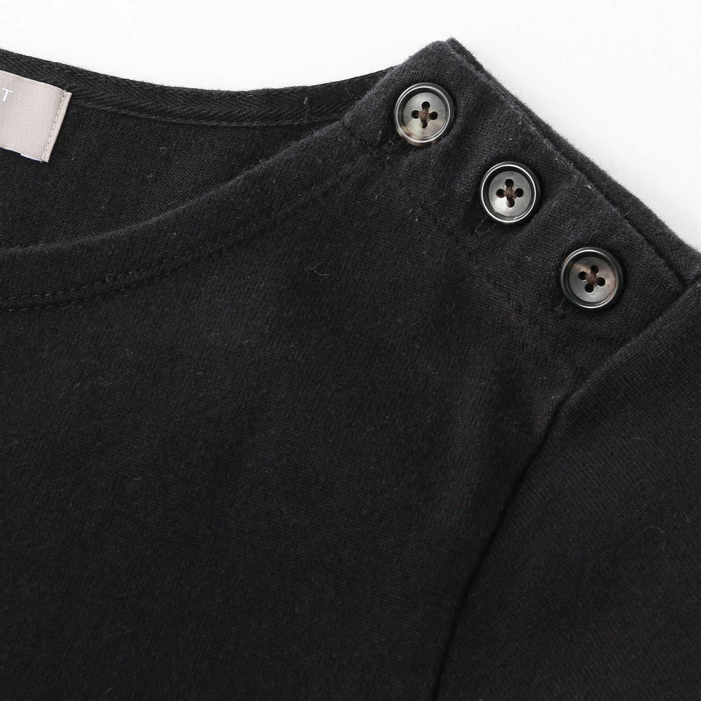 BUTTON SHOULDER JERSEY