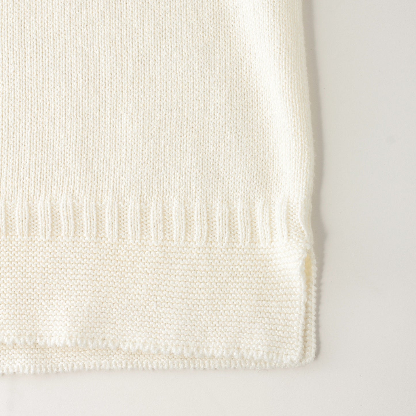 V NECK GUERNSEY KNIT