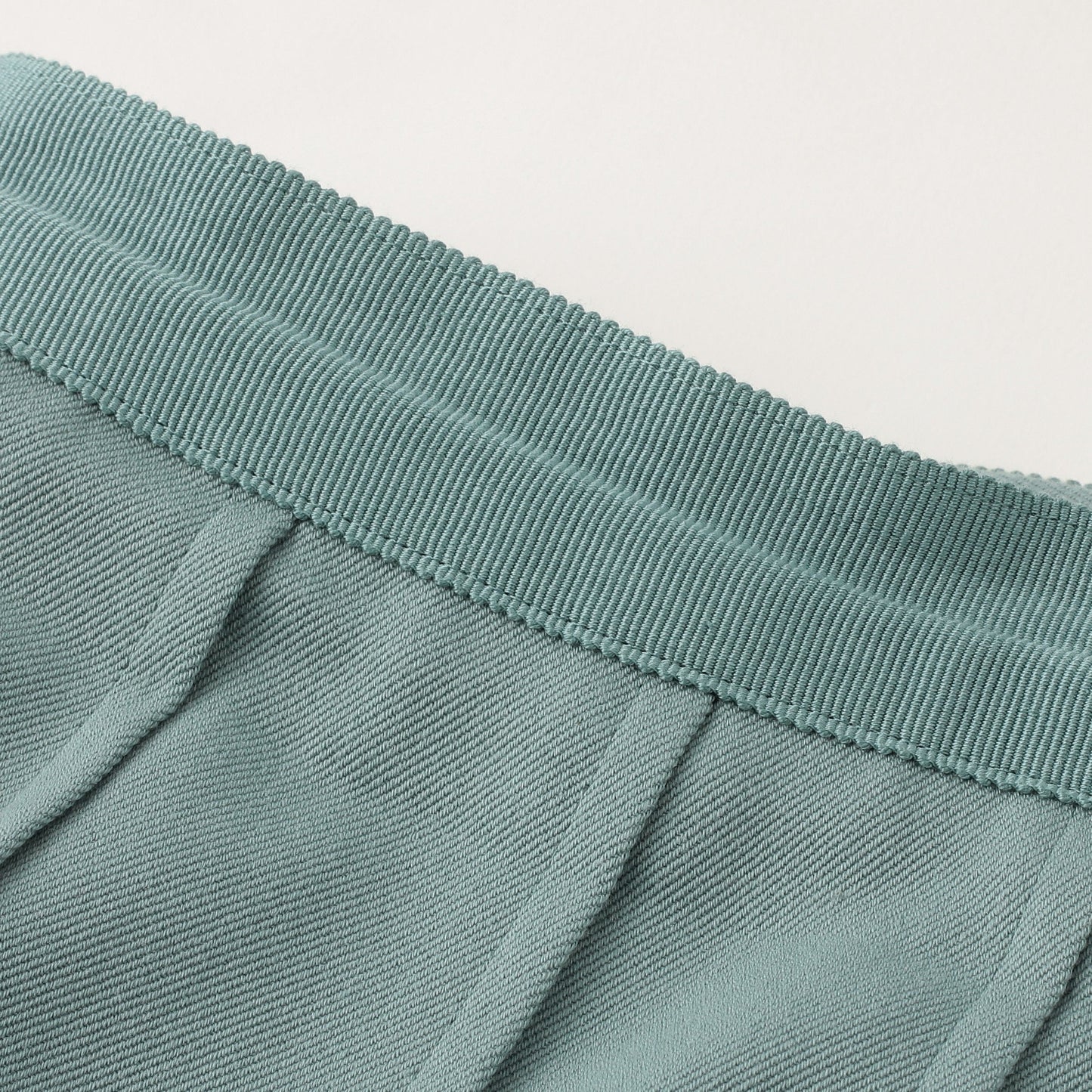 SOFT GABARDINE SKIRT