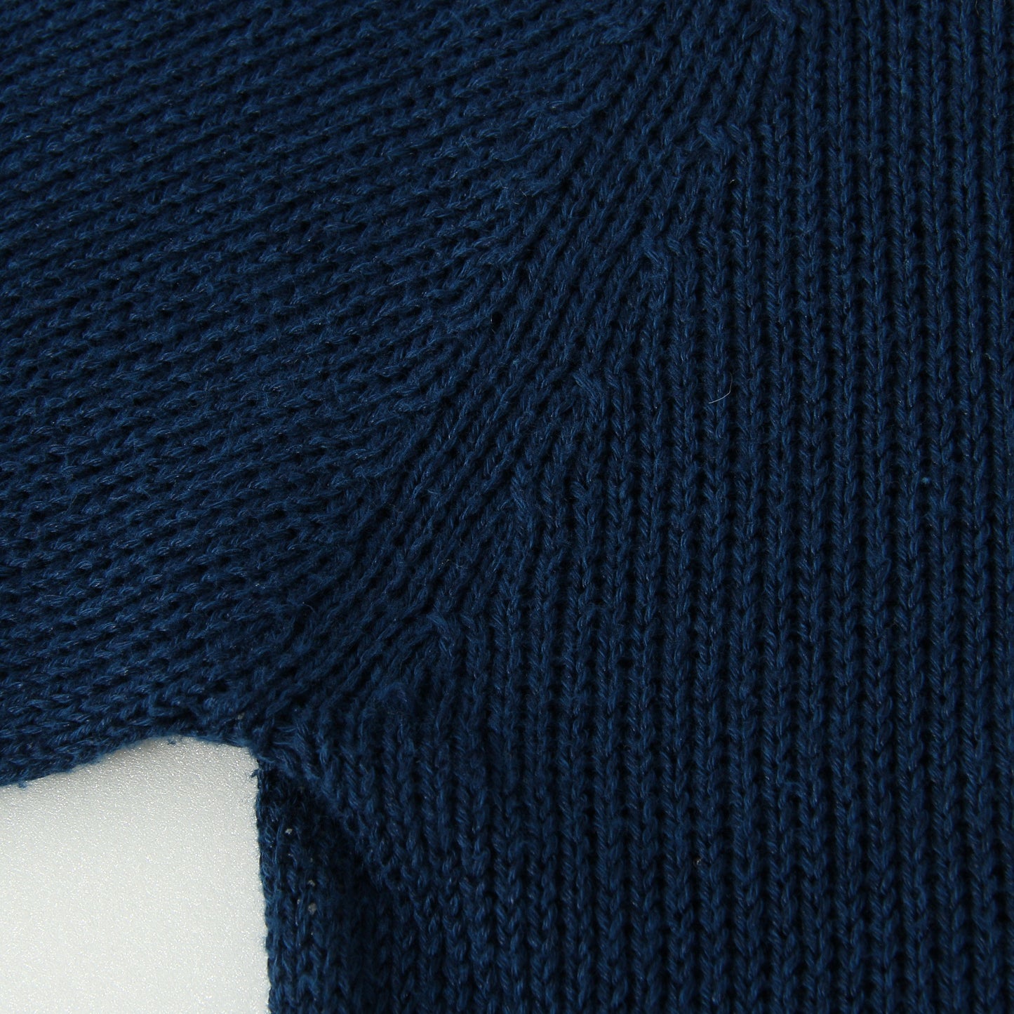 LONG SLEEVE CREW NECK KNIT