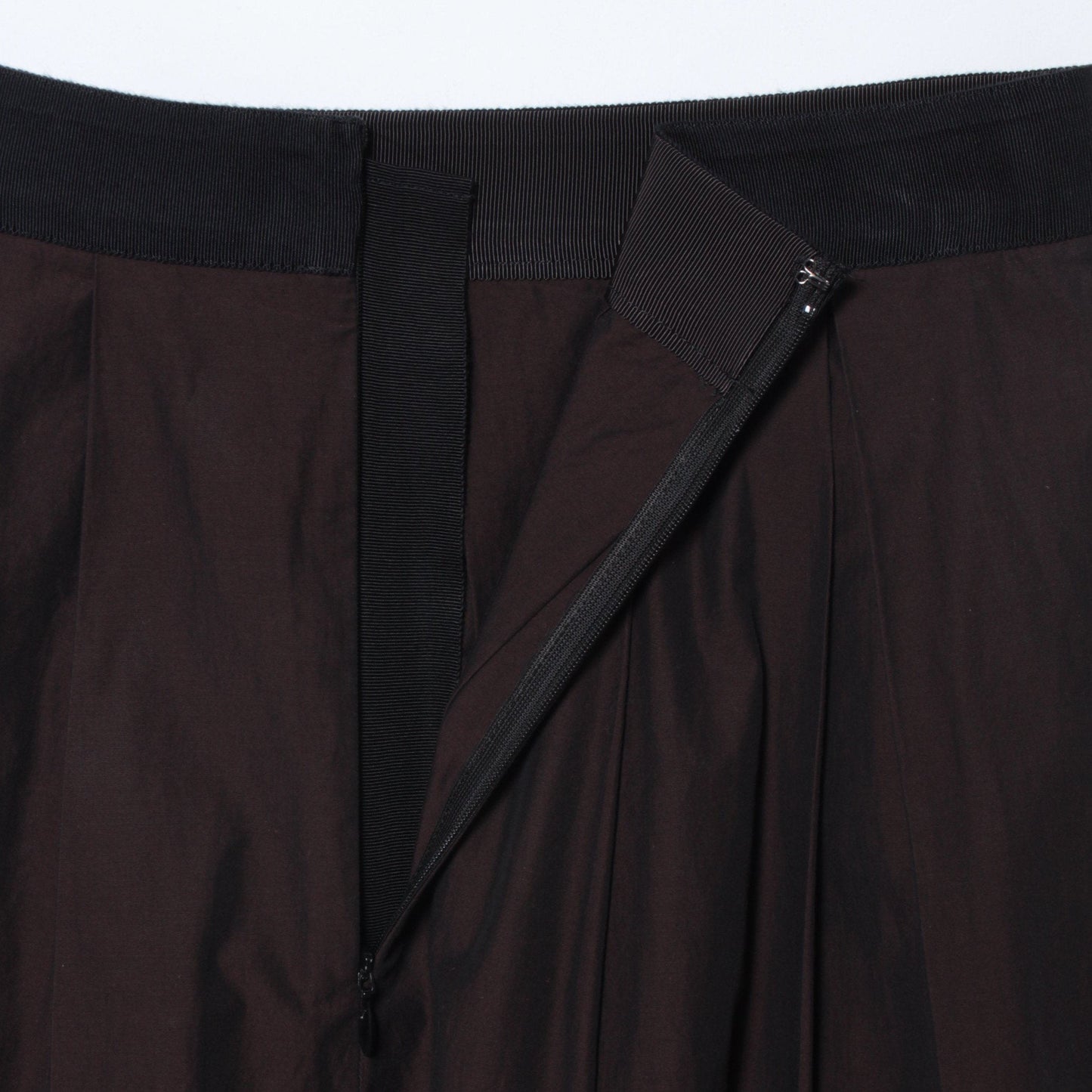 FINE COTTON CHAMBRAY  SKIRT